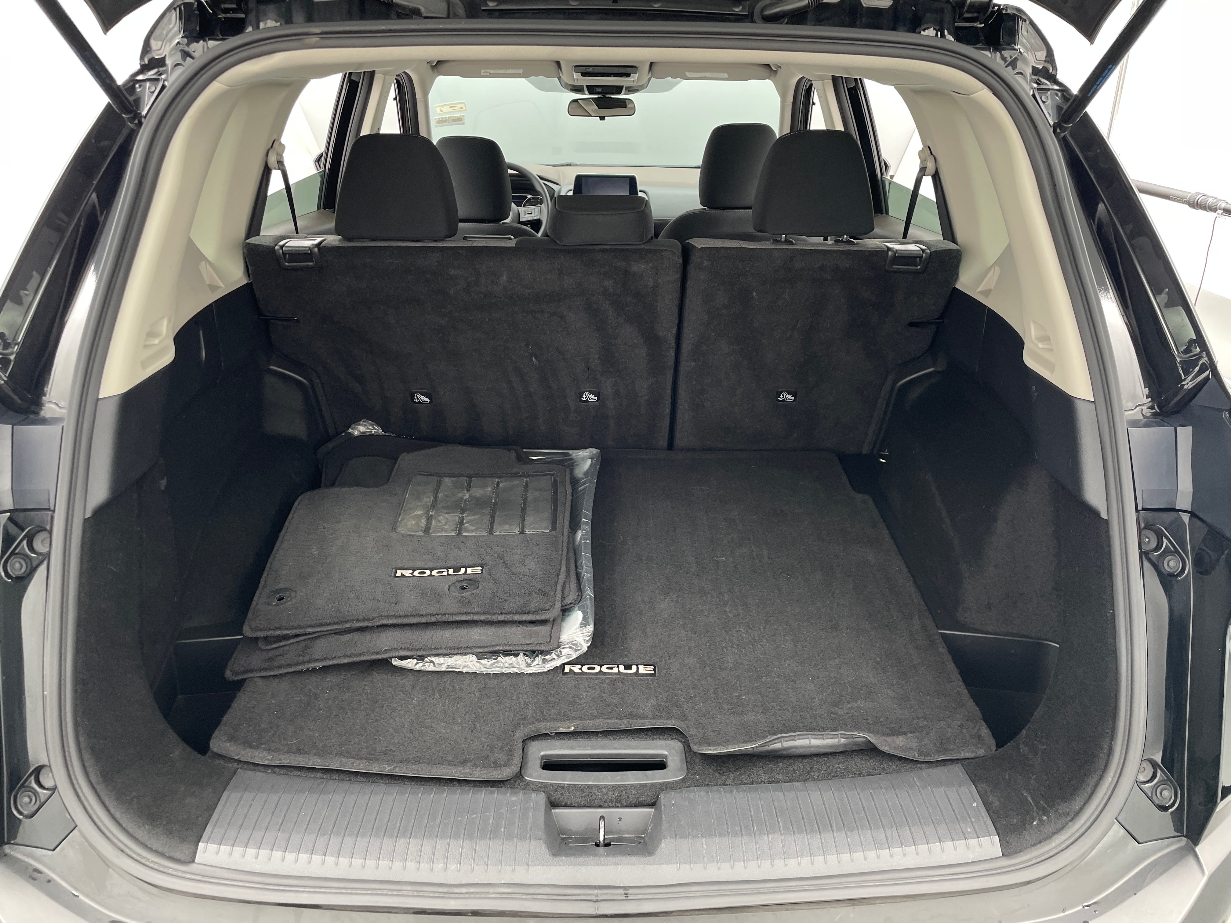 2023 Nissan Rogue SV 7