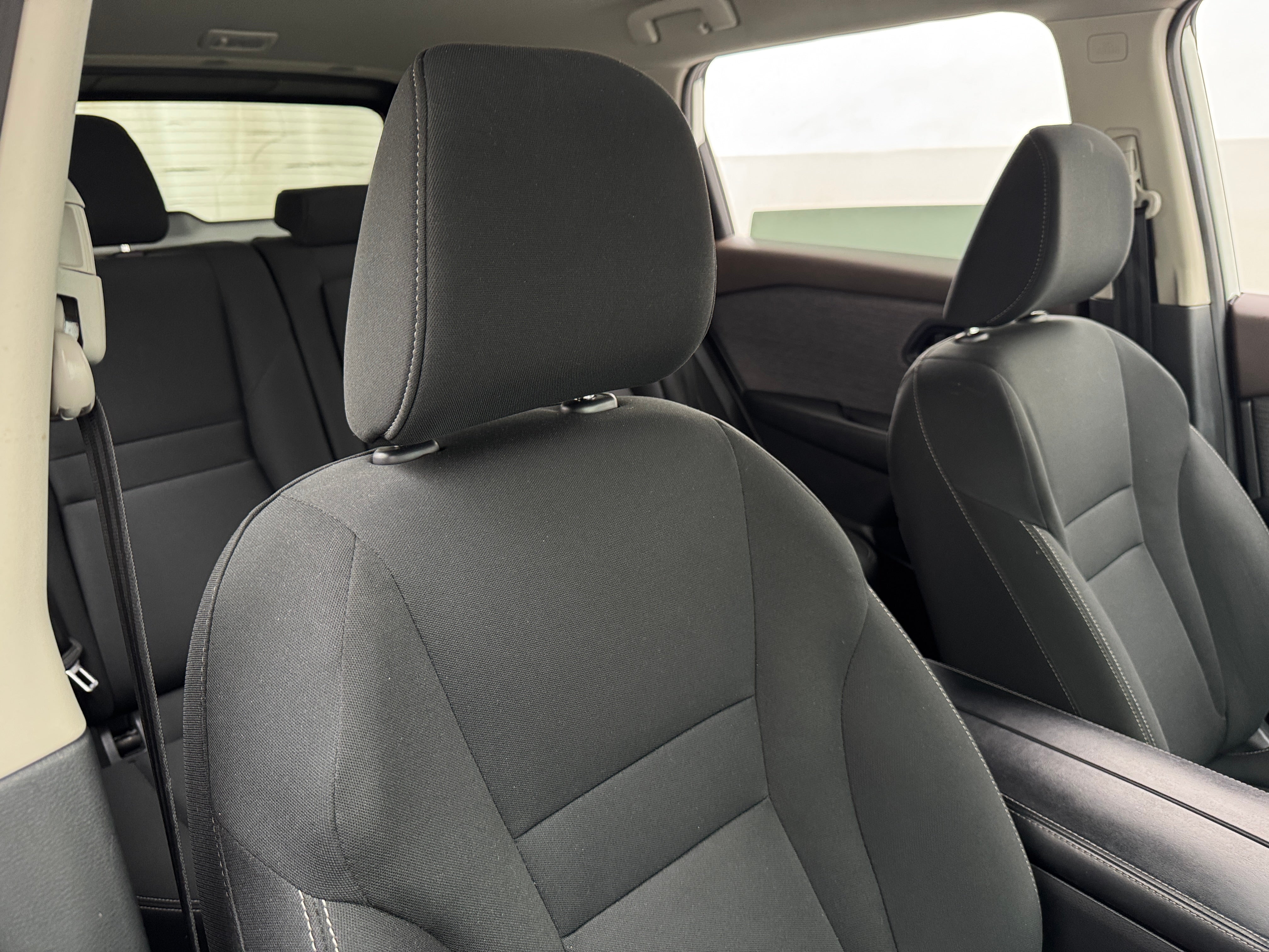 2023 Nissan Rogue S 2