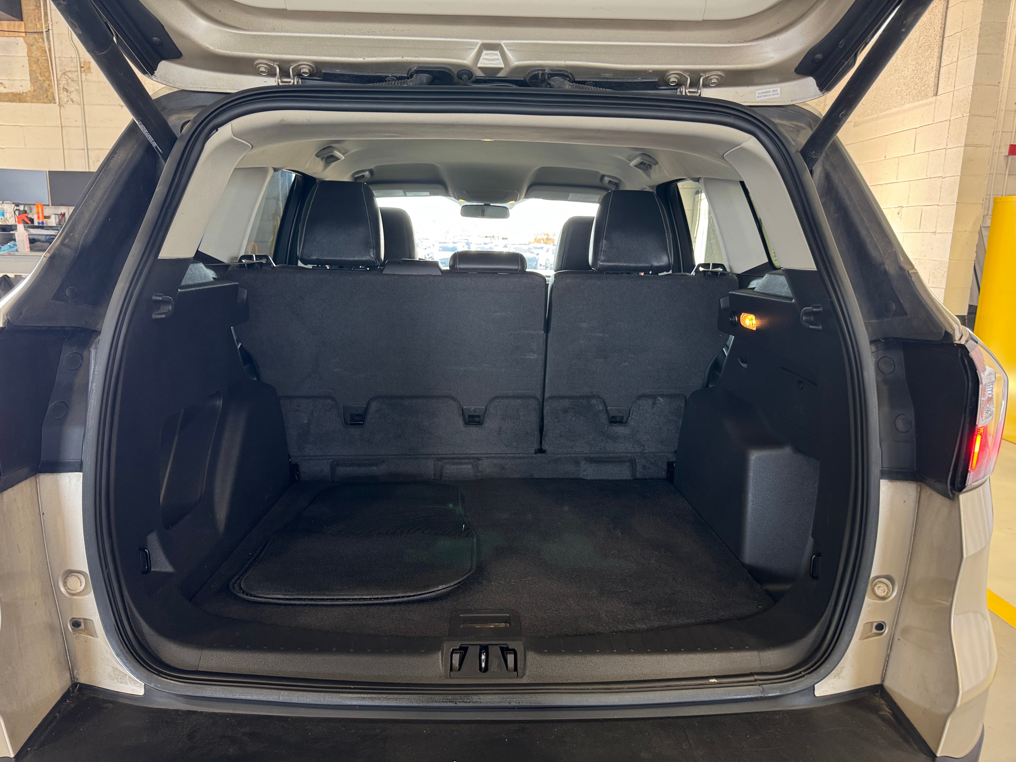 2017 Ford Escape SE 7