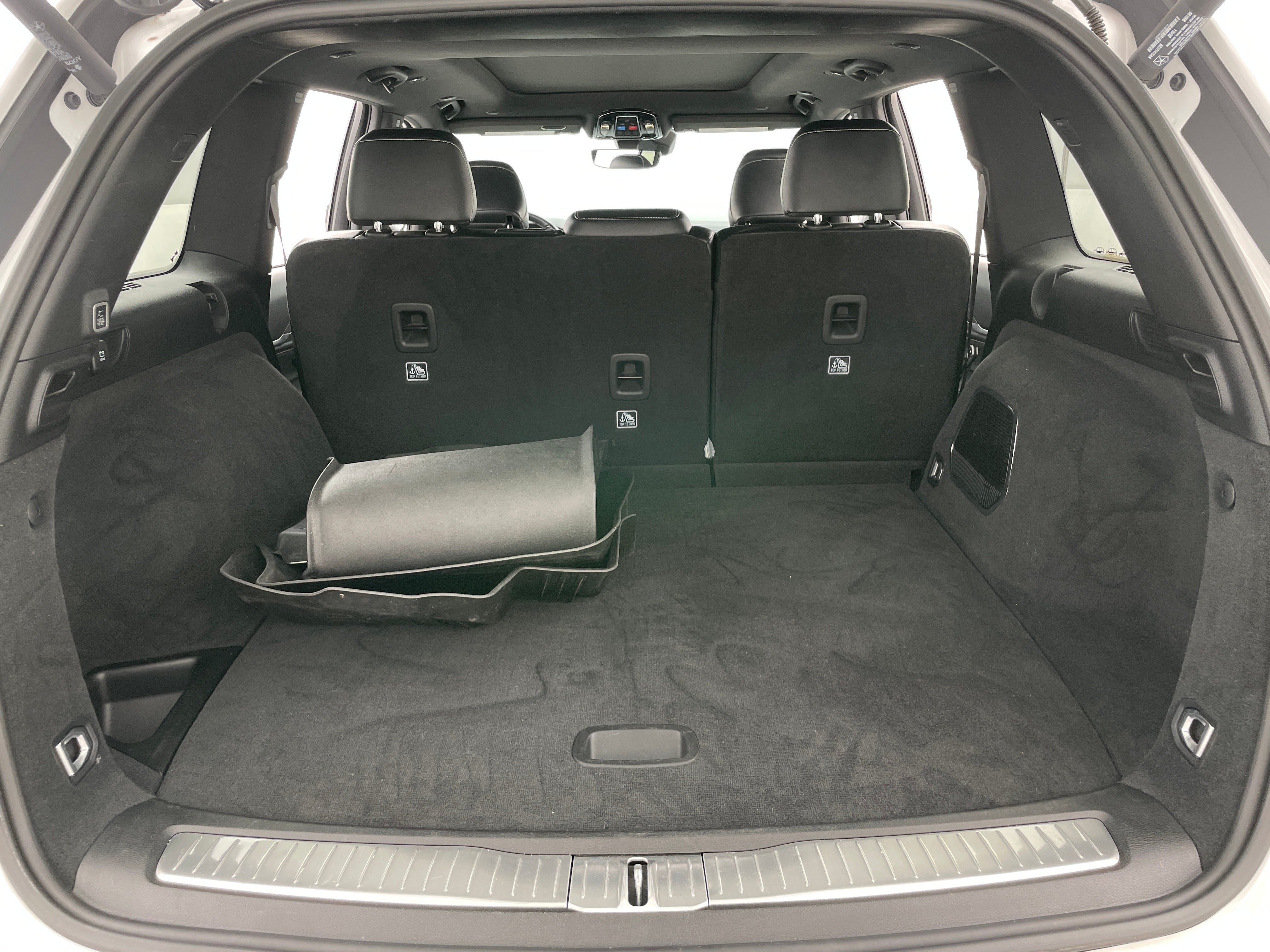 2022 Jeep Grand Cherokee Overland 6
