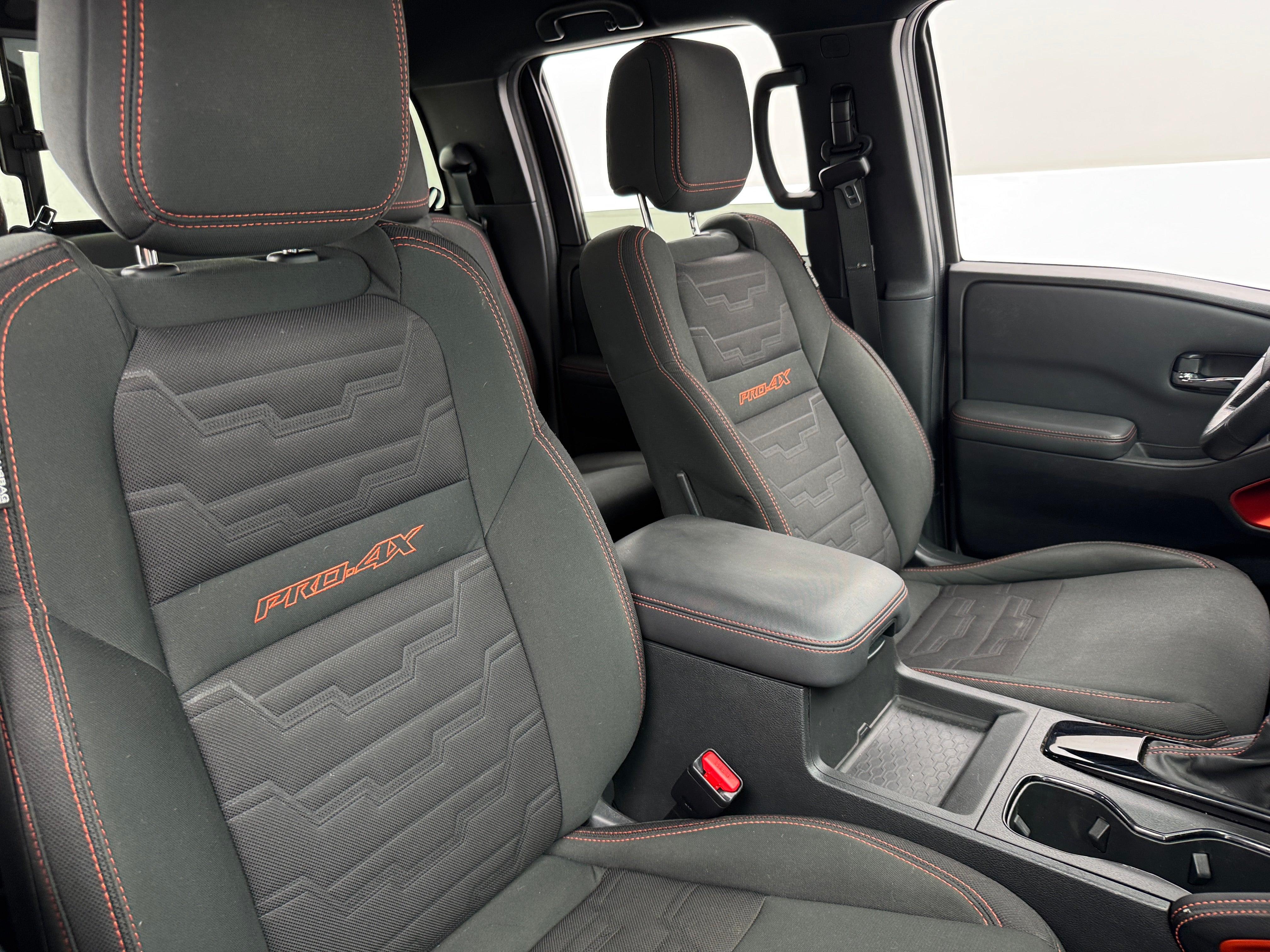 2023 Nissan Frontier PRO-4X 2