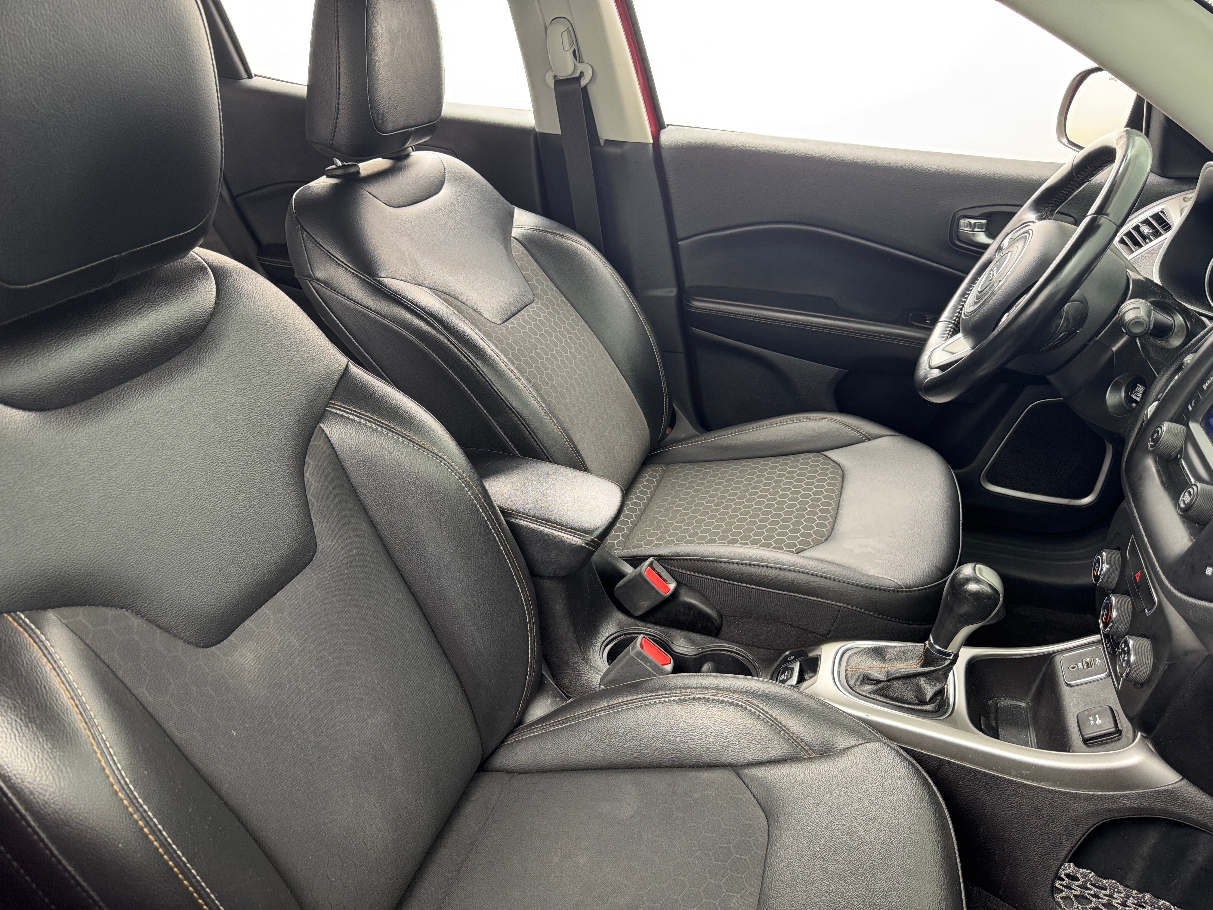 2018 Jeep Compass Latitude 2
