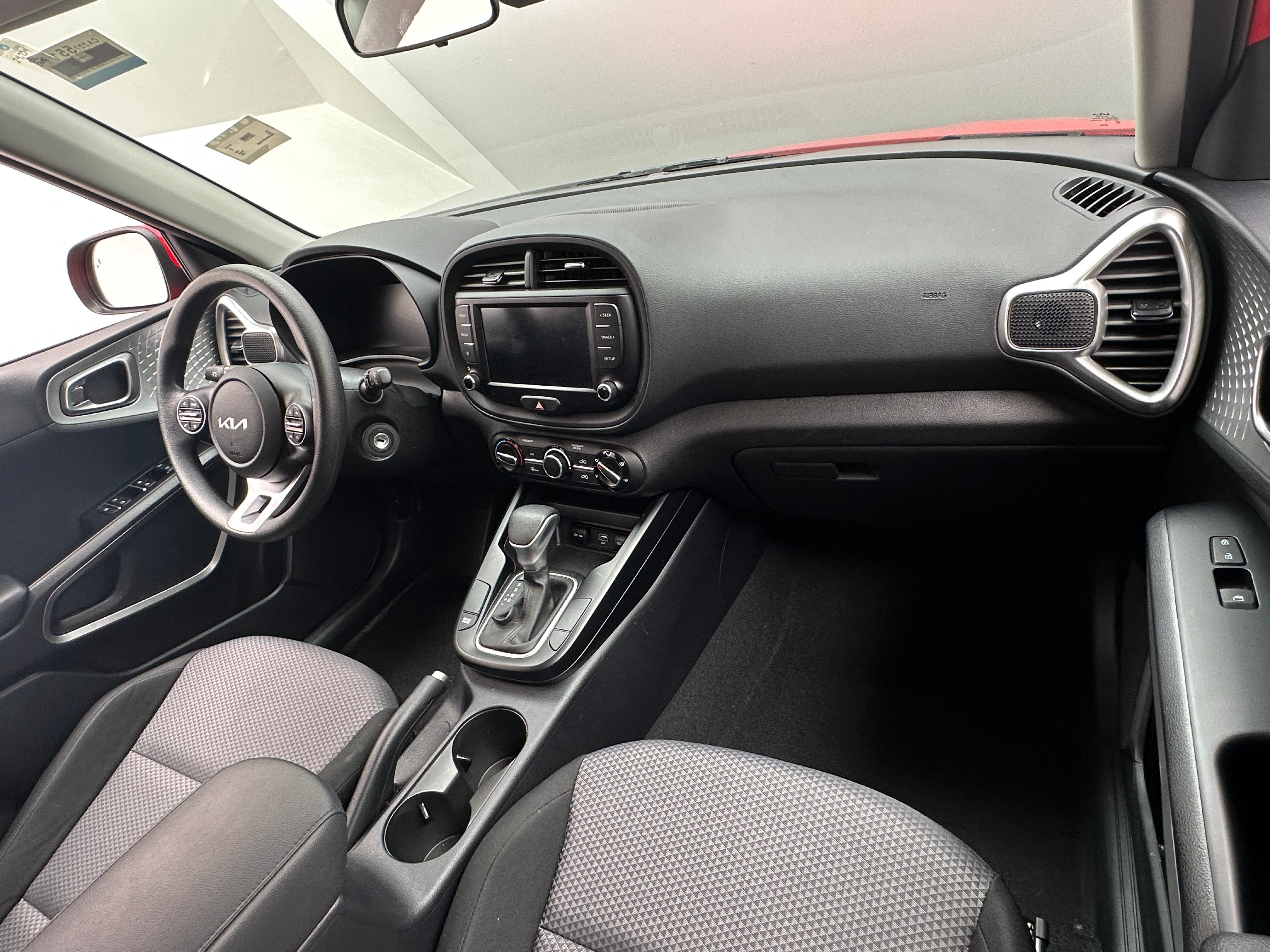 2024 Kia Soul LX 3