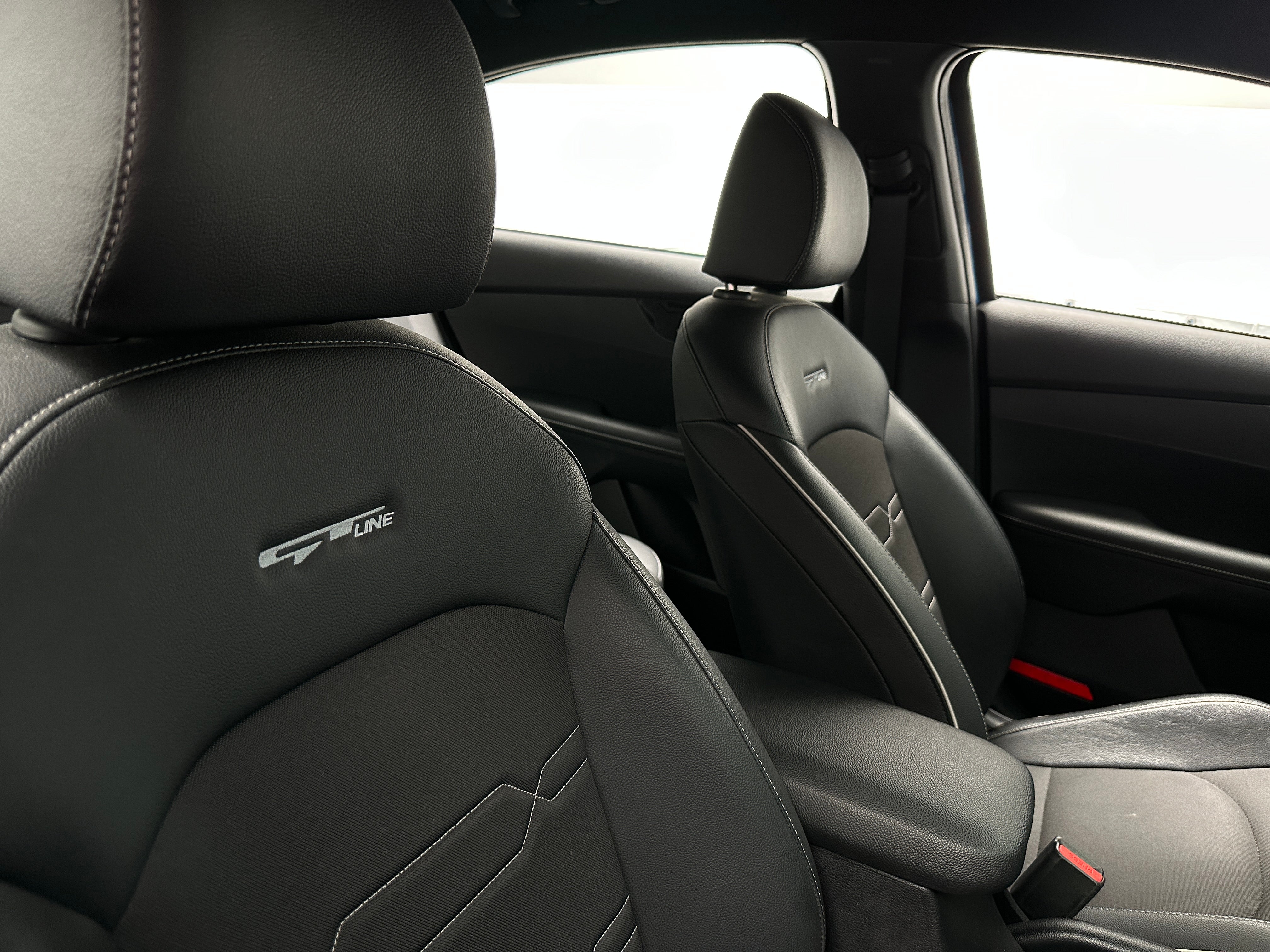 2022 Kia Forte GT-Line 2