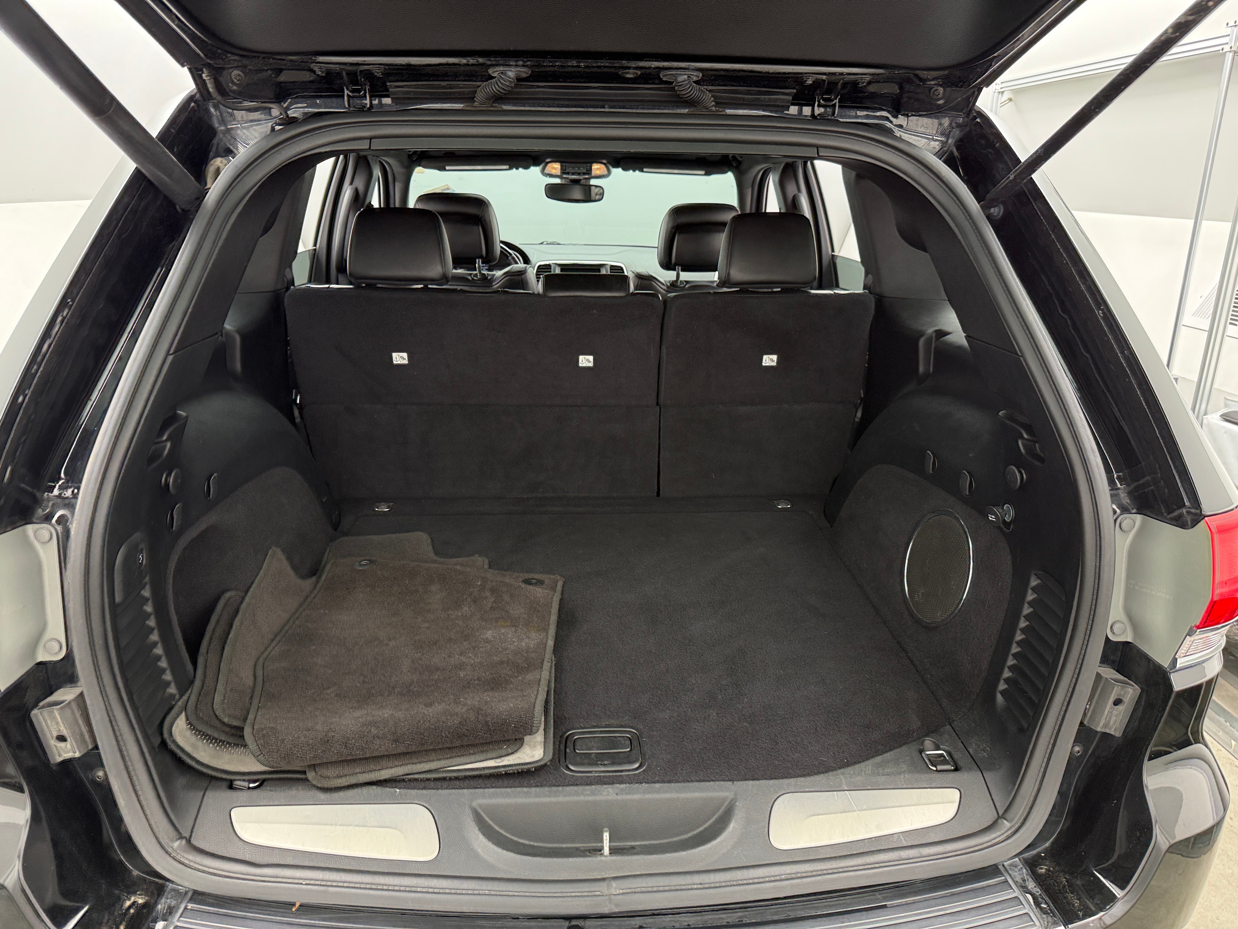 2018 Jeep Grand Cherokee Overland 6