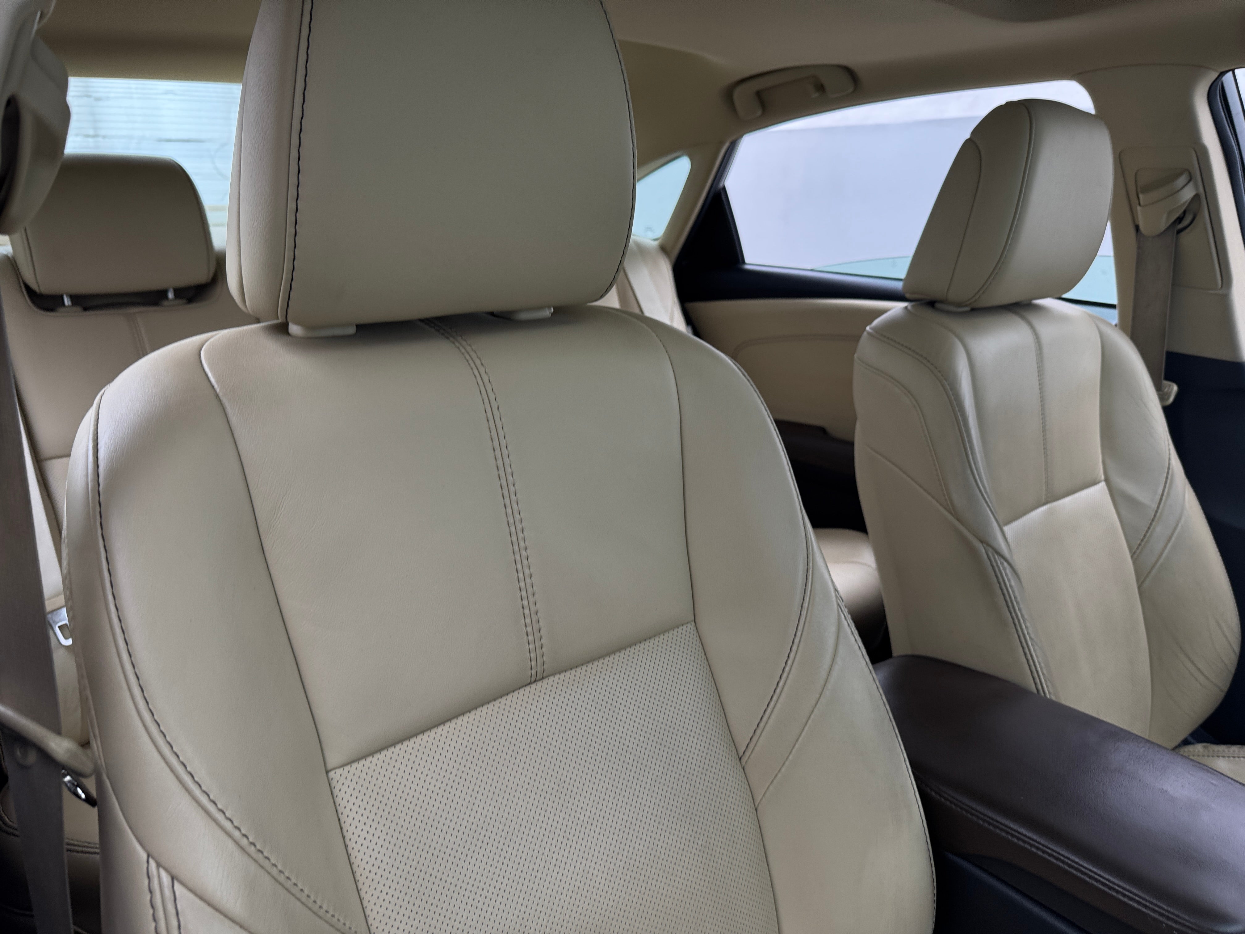 2013 Toyota Avalon Limited 2