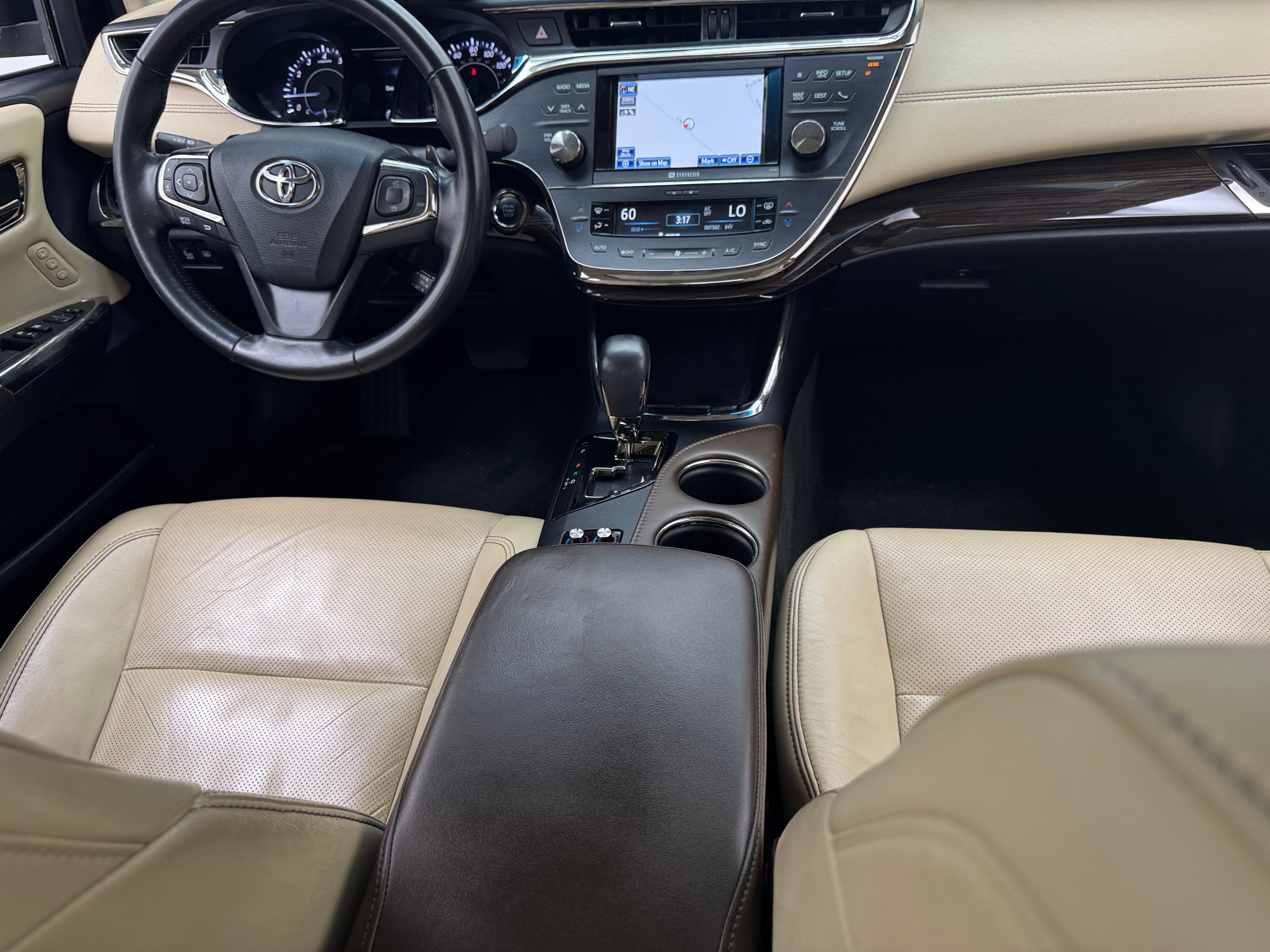 2013 Toyota Avalon Limited 3