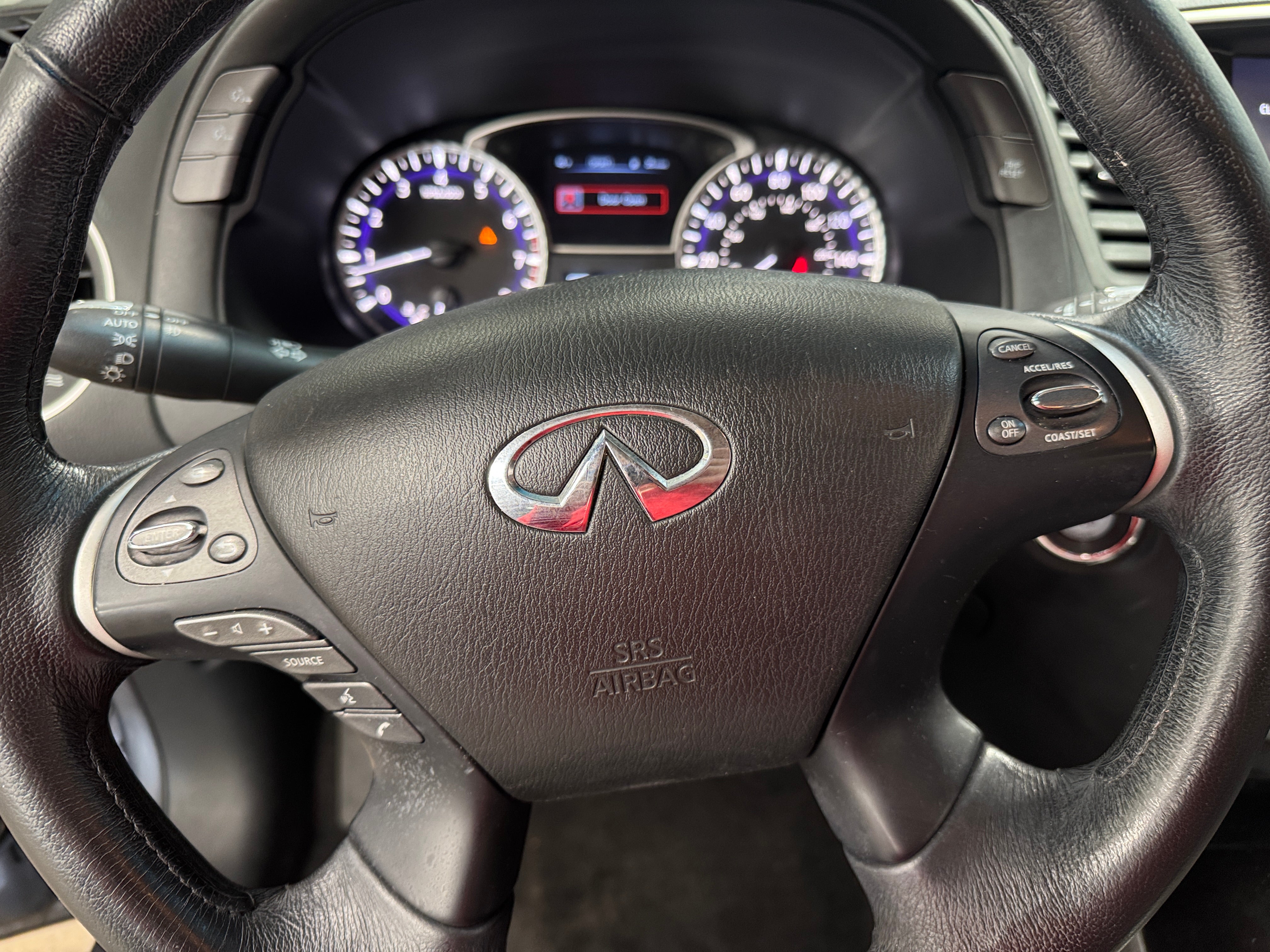2015 INFINITI QX60  4