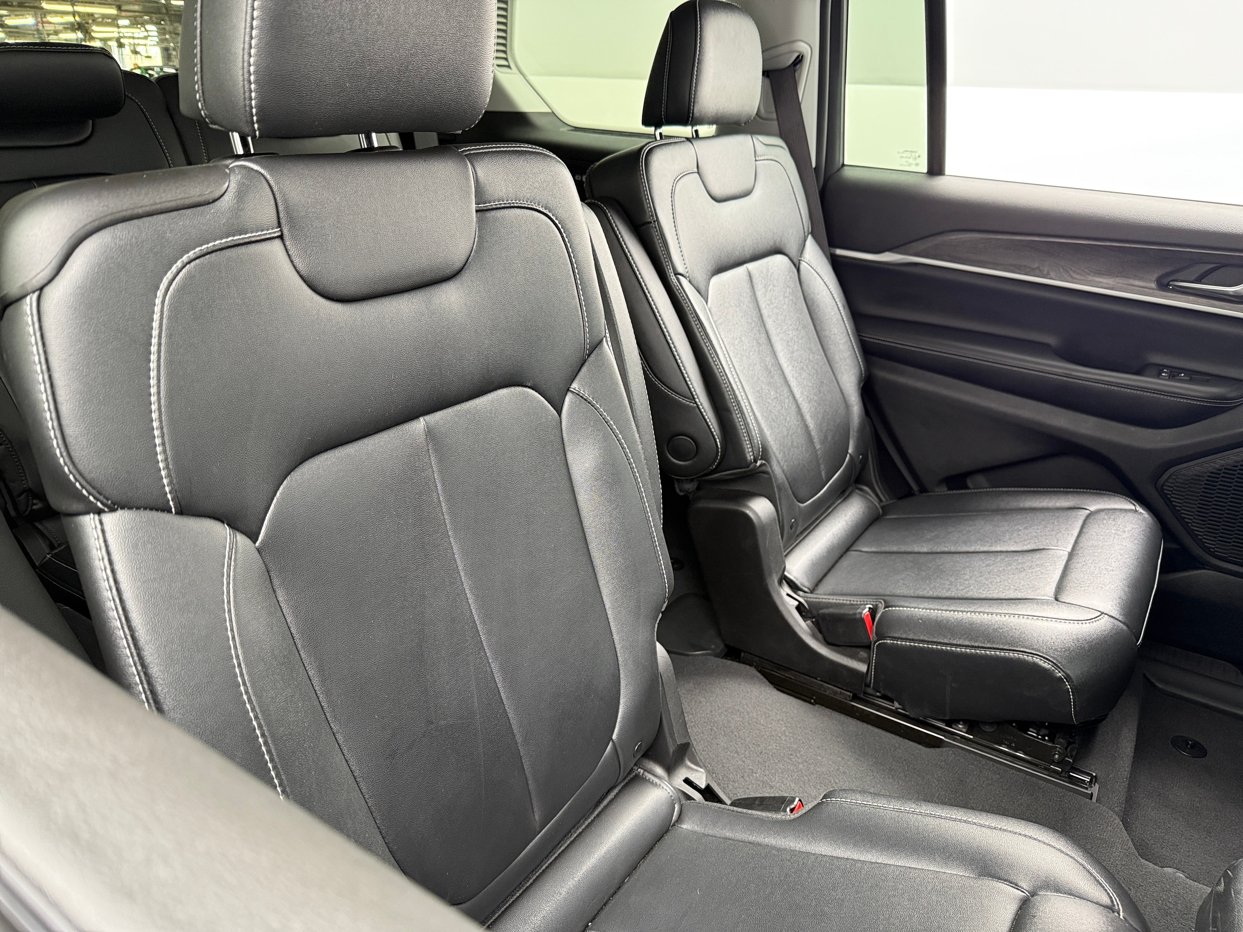 2024 Jeep Grand Cherokee L Limited Edition 5