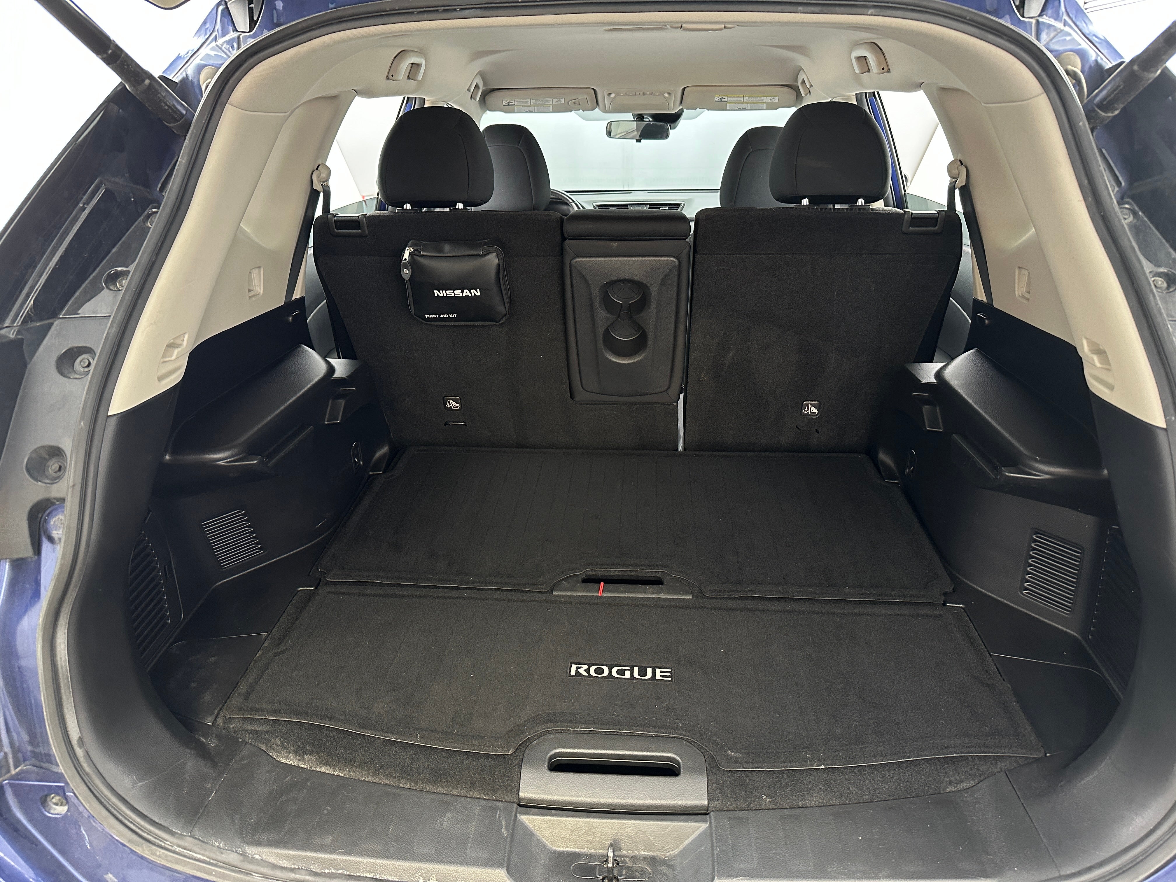 2019 Nissan Rogue SV 7