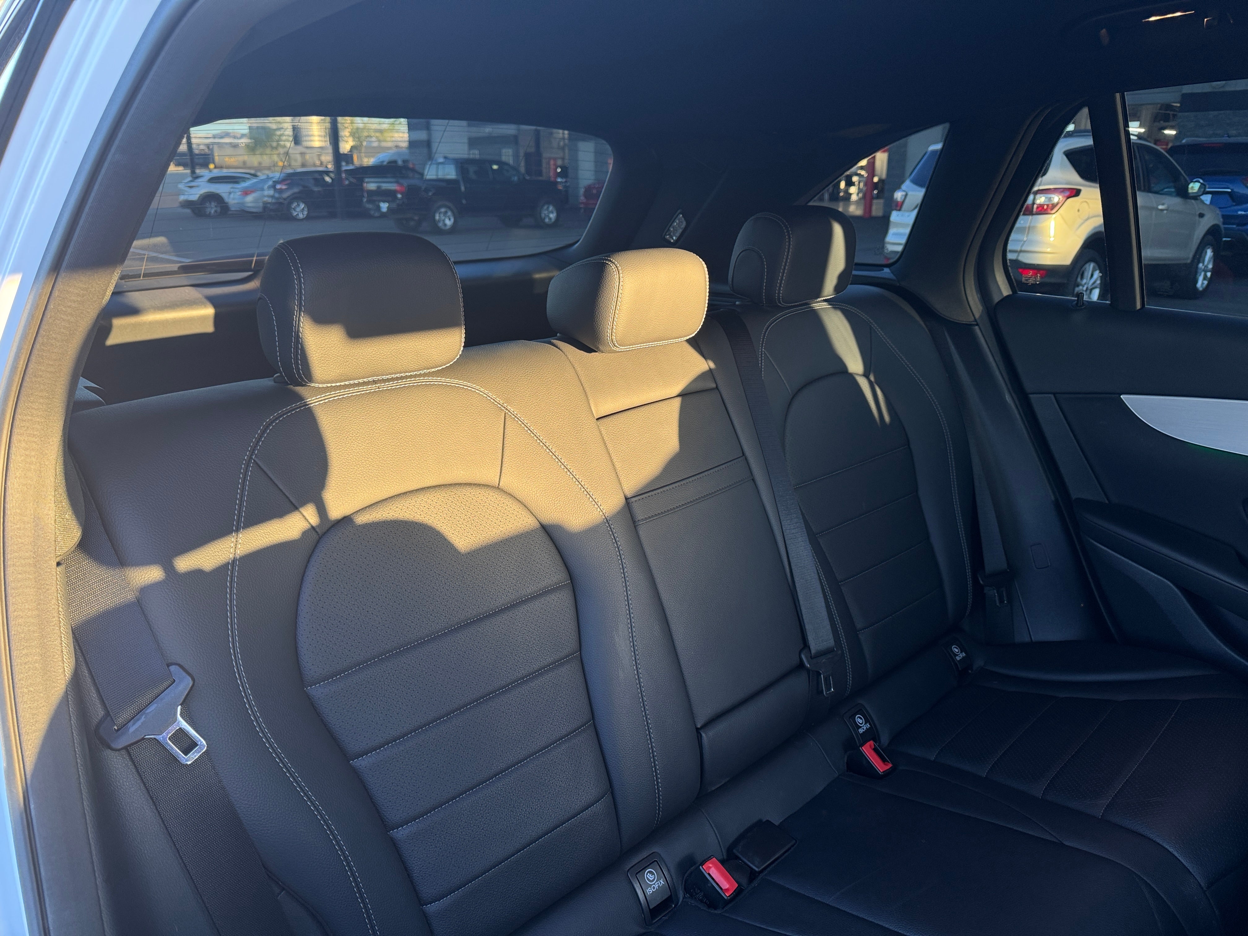 2022 Mercedes-Benz GLC 300 5