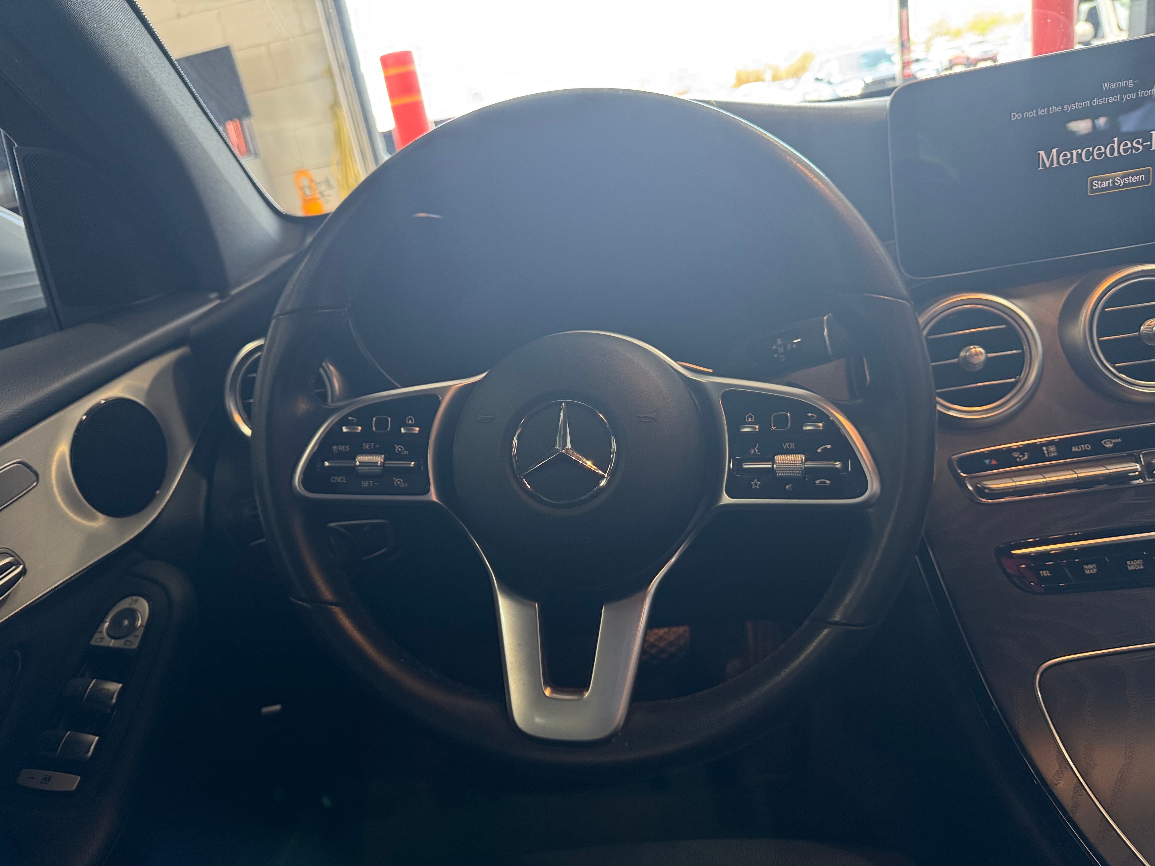 2022 Mercedes-Benz GLC 300 4