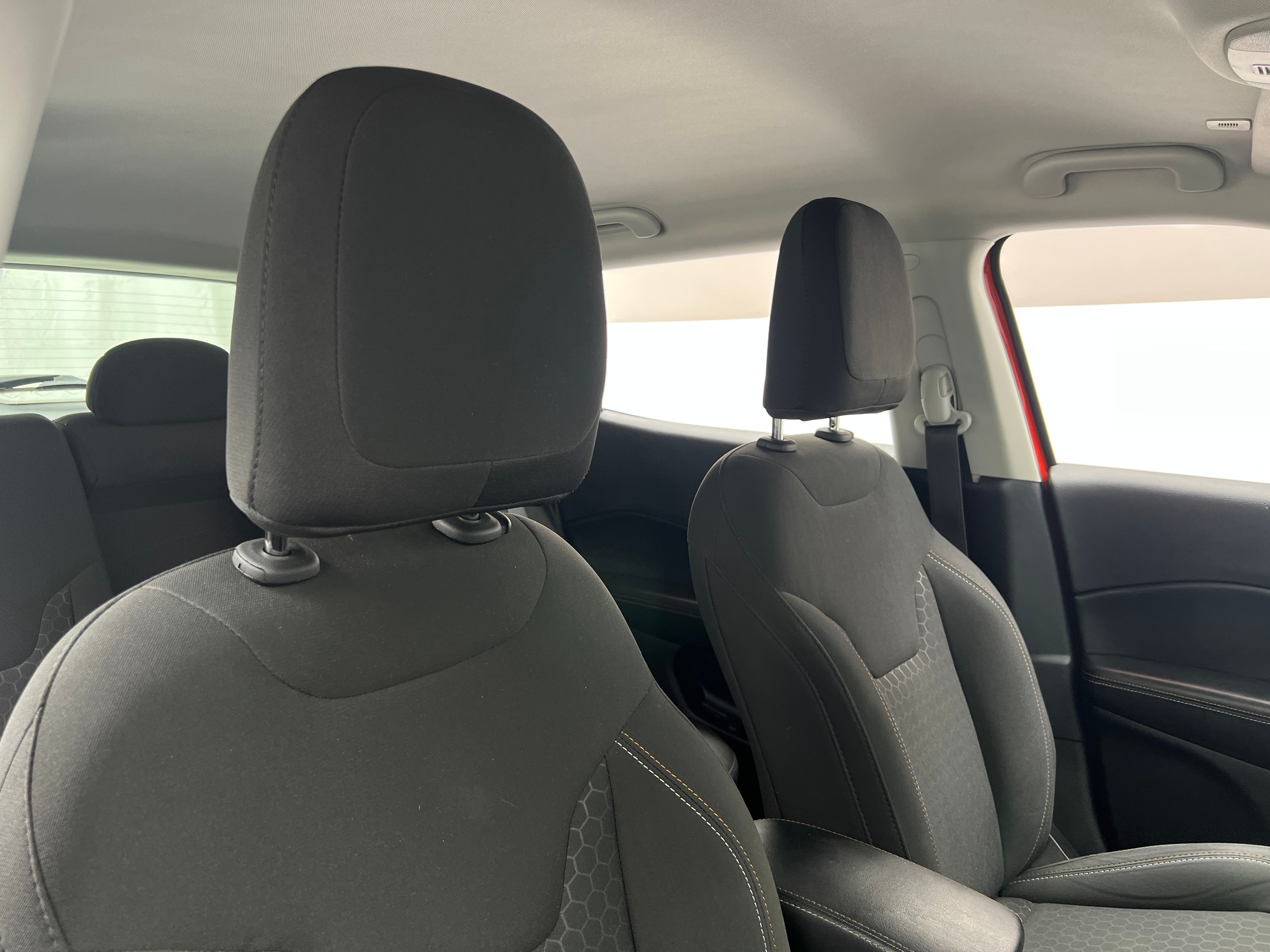 2018 Jeep Compass Sport 2