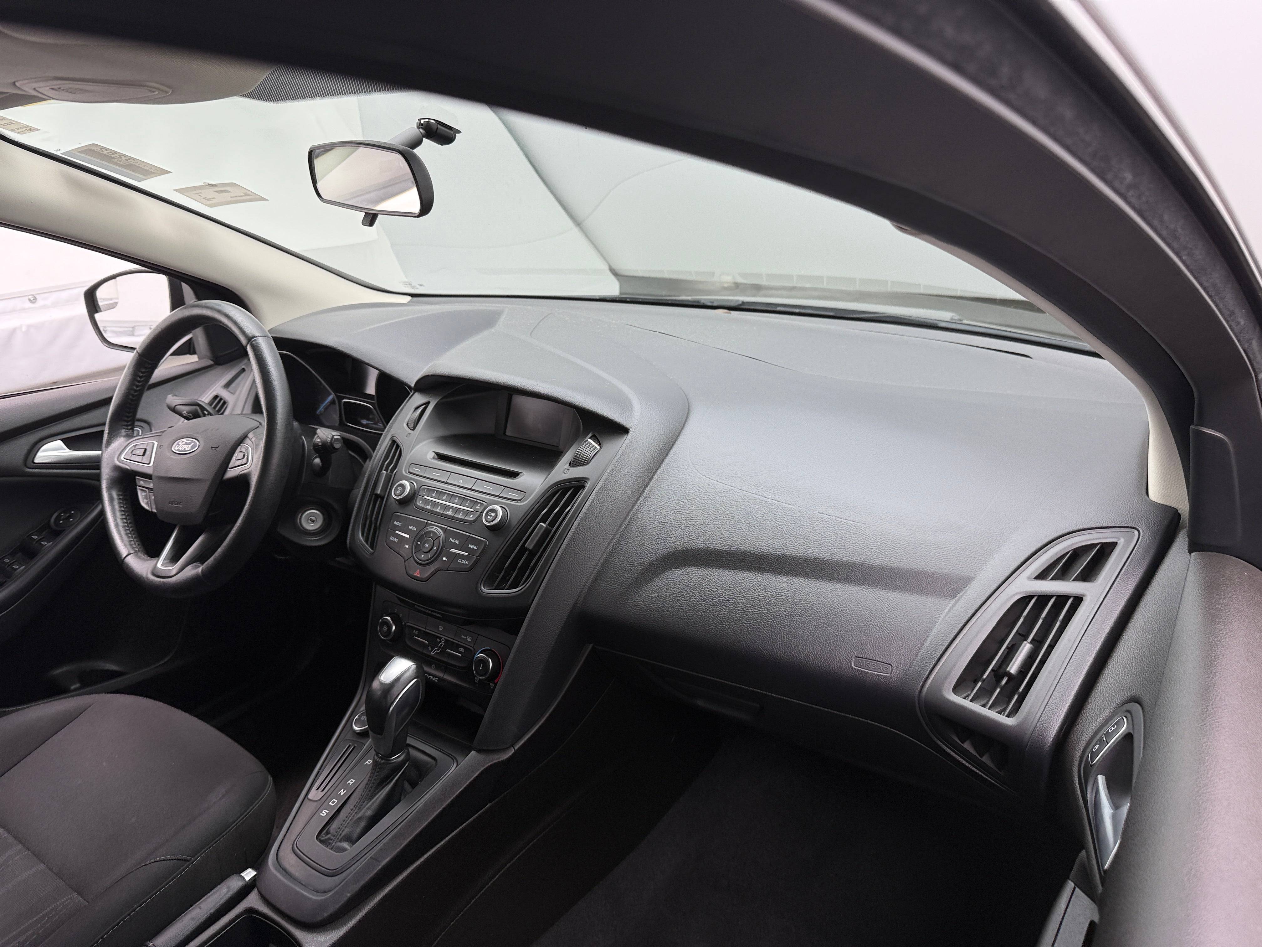 2016 Ford Focus SE 3