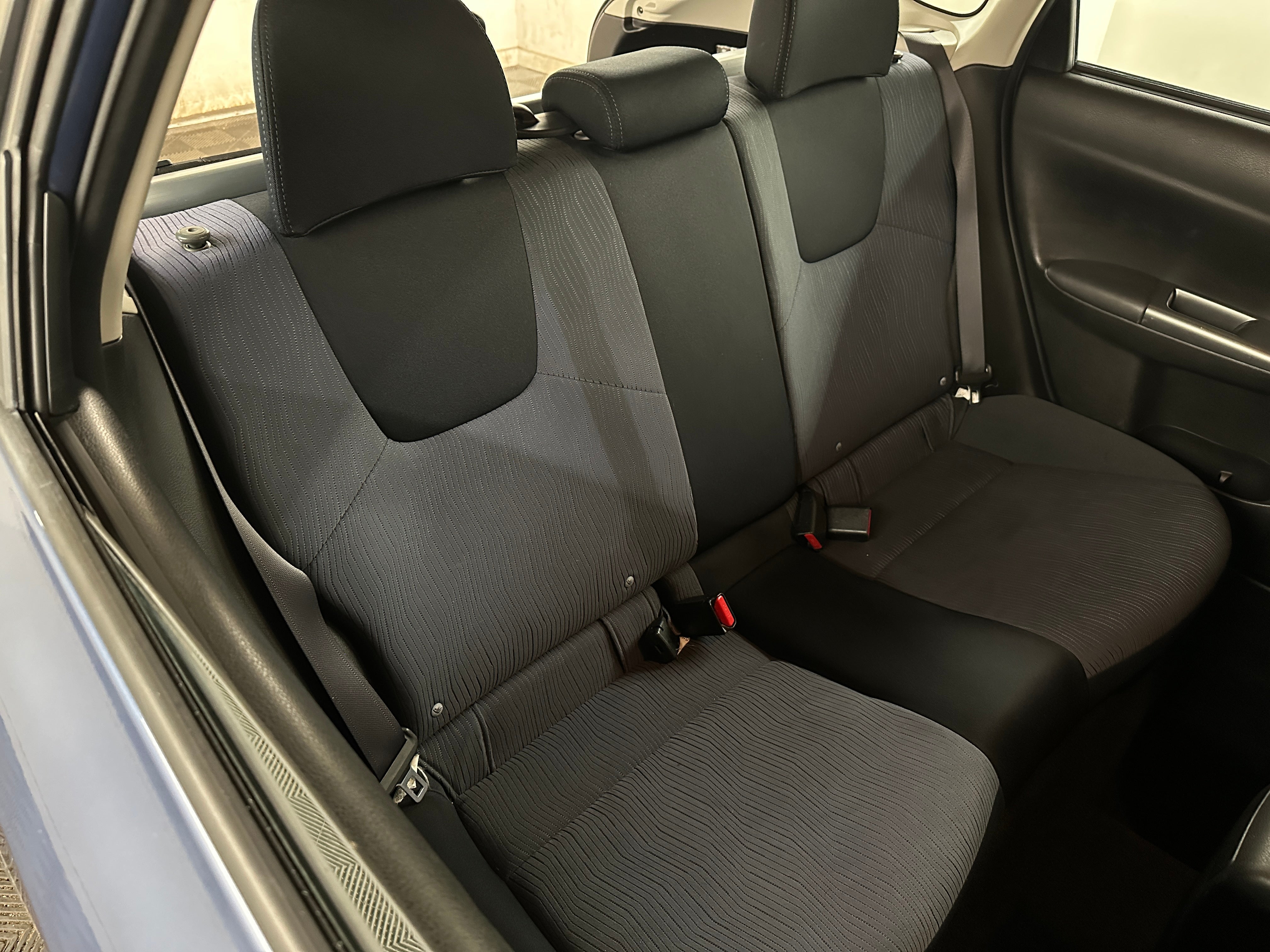 2011 Subaru Impreza Outback Sport 6