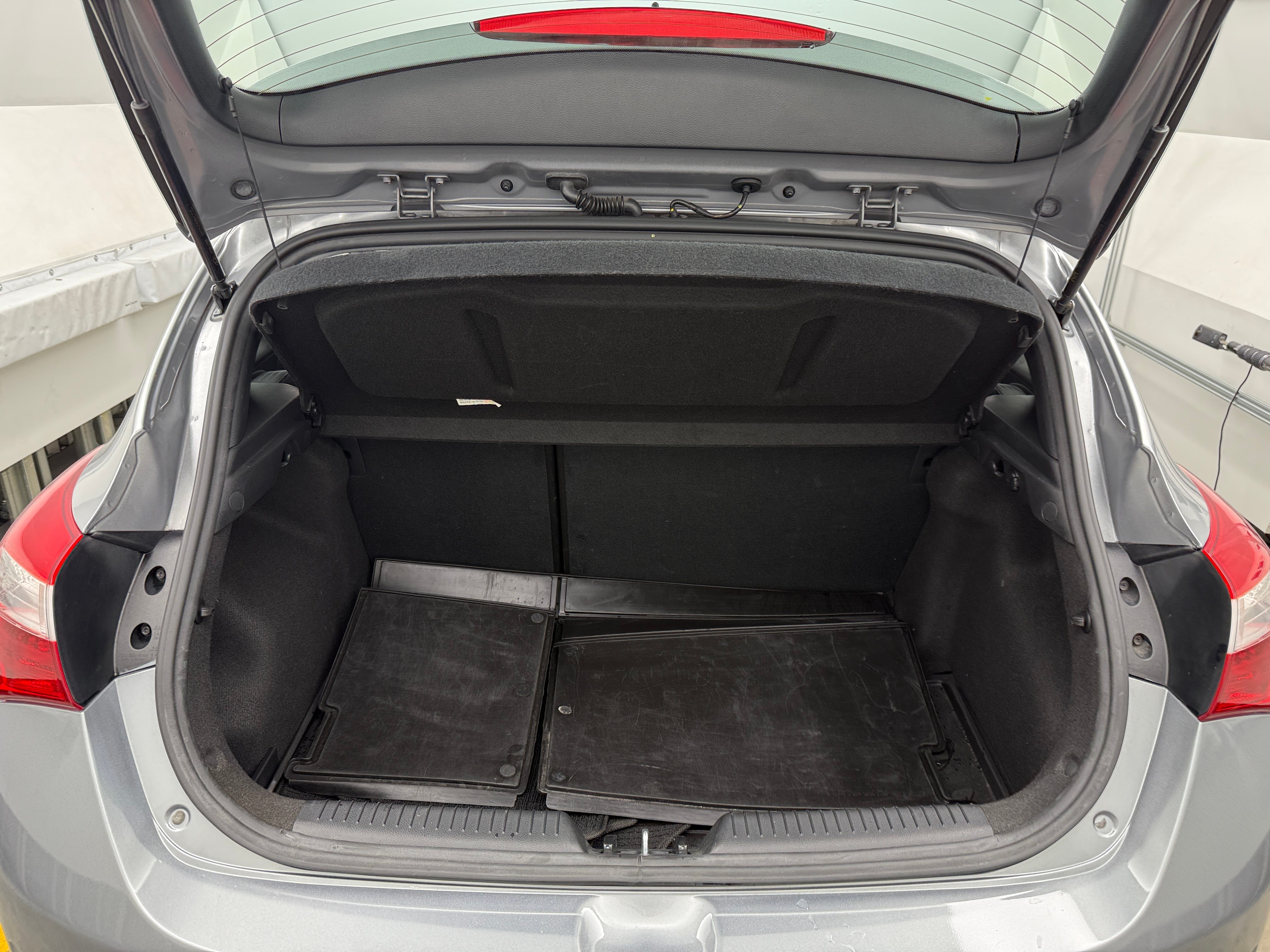 2016 Hyundai Elantra Base 7