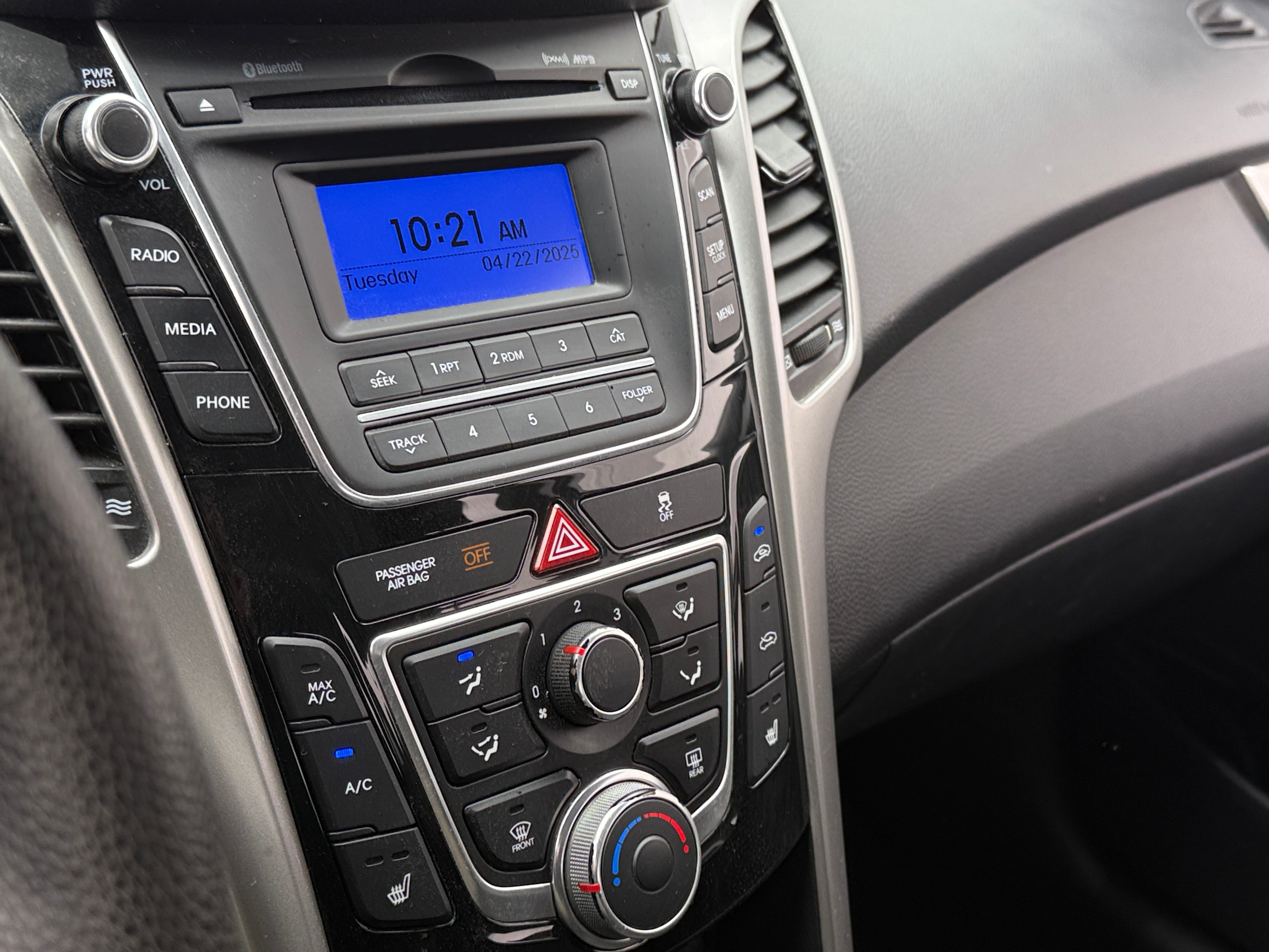 2016 Hyundai Elantra Base 4