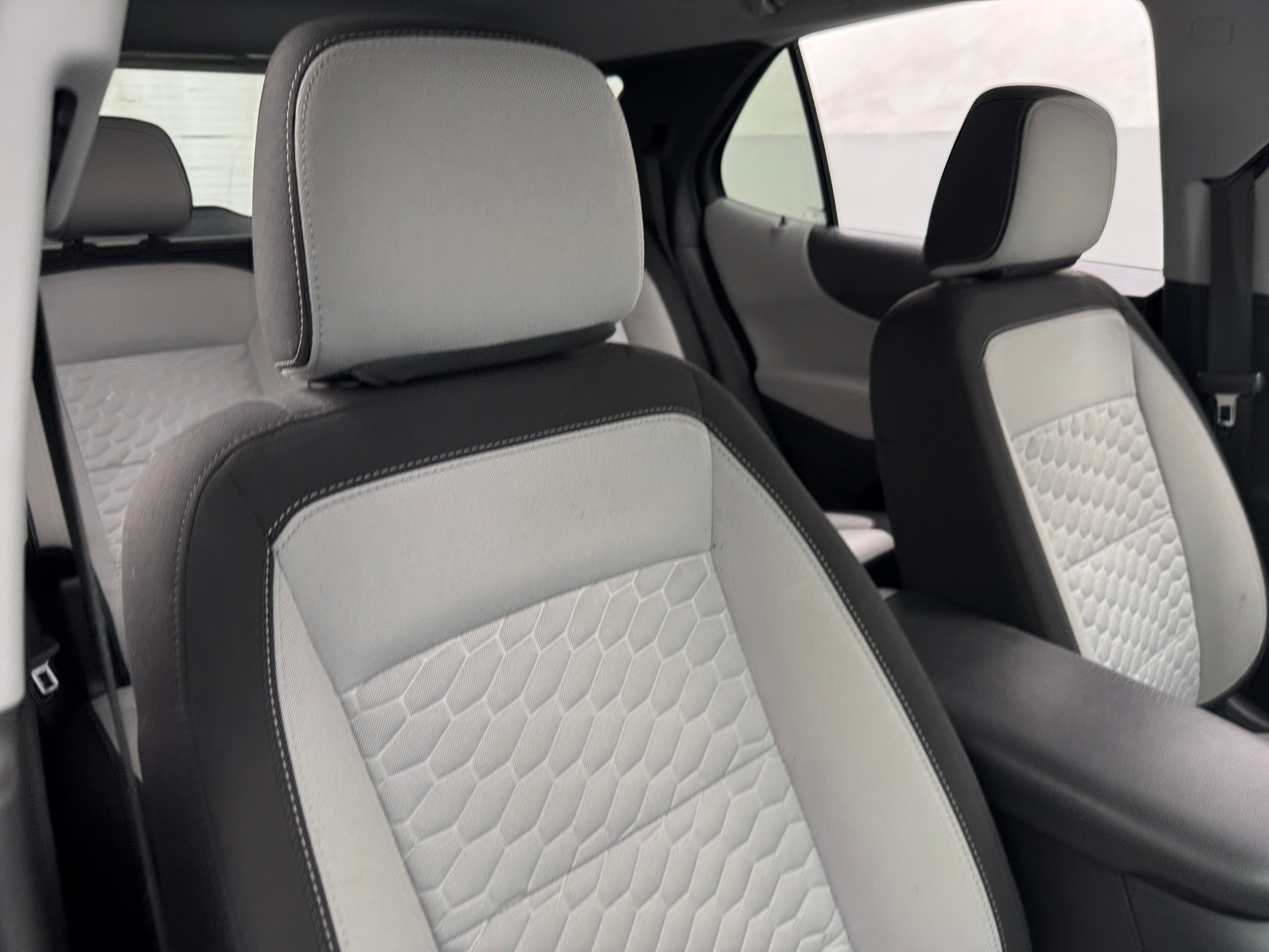 2021 Chevrolet Equinox LT 2