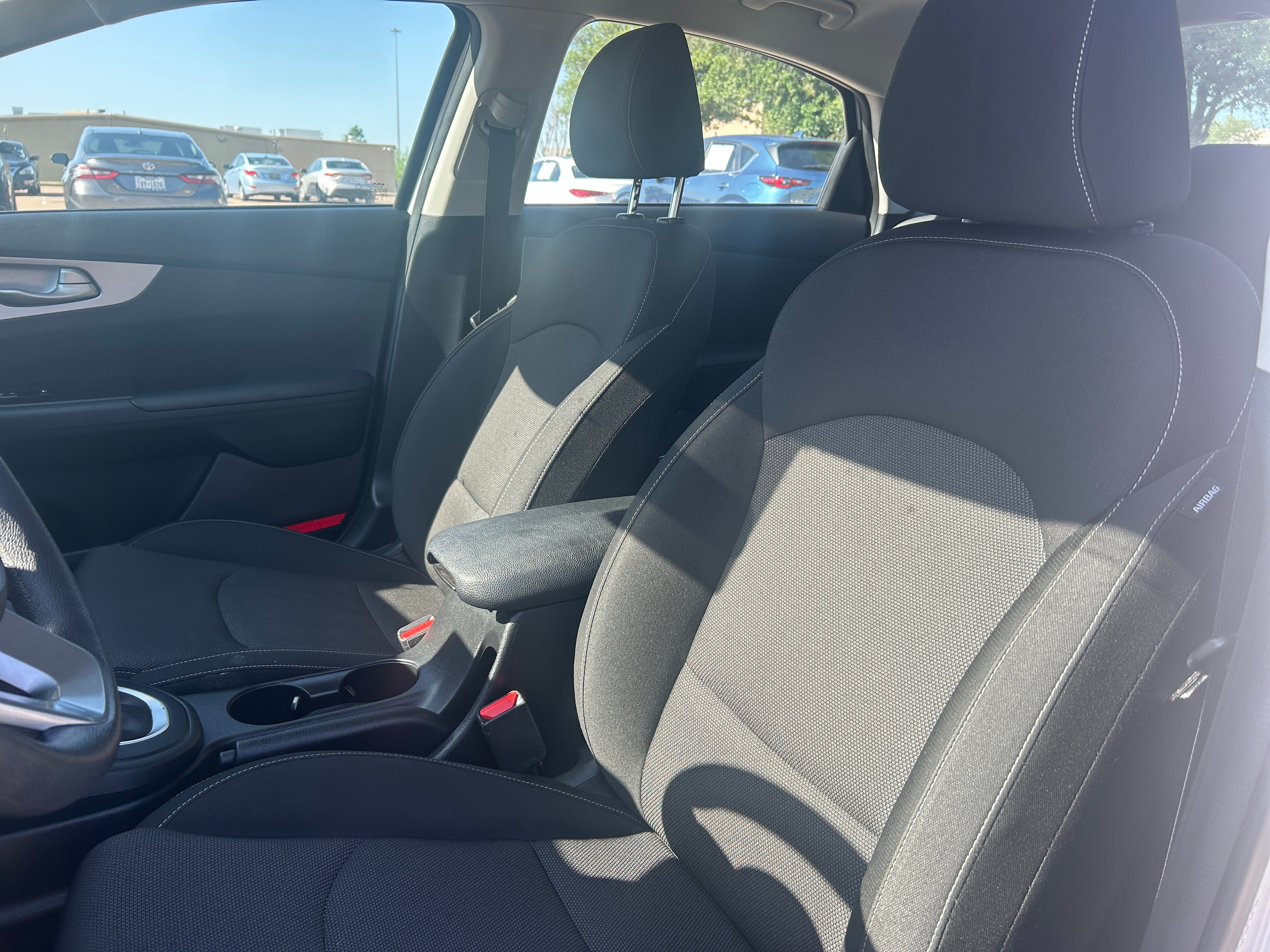 2024 Kia Forte LXS 2