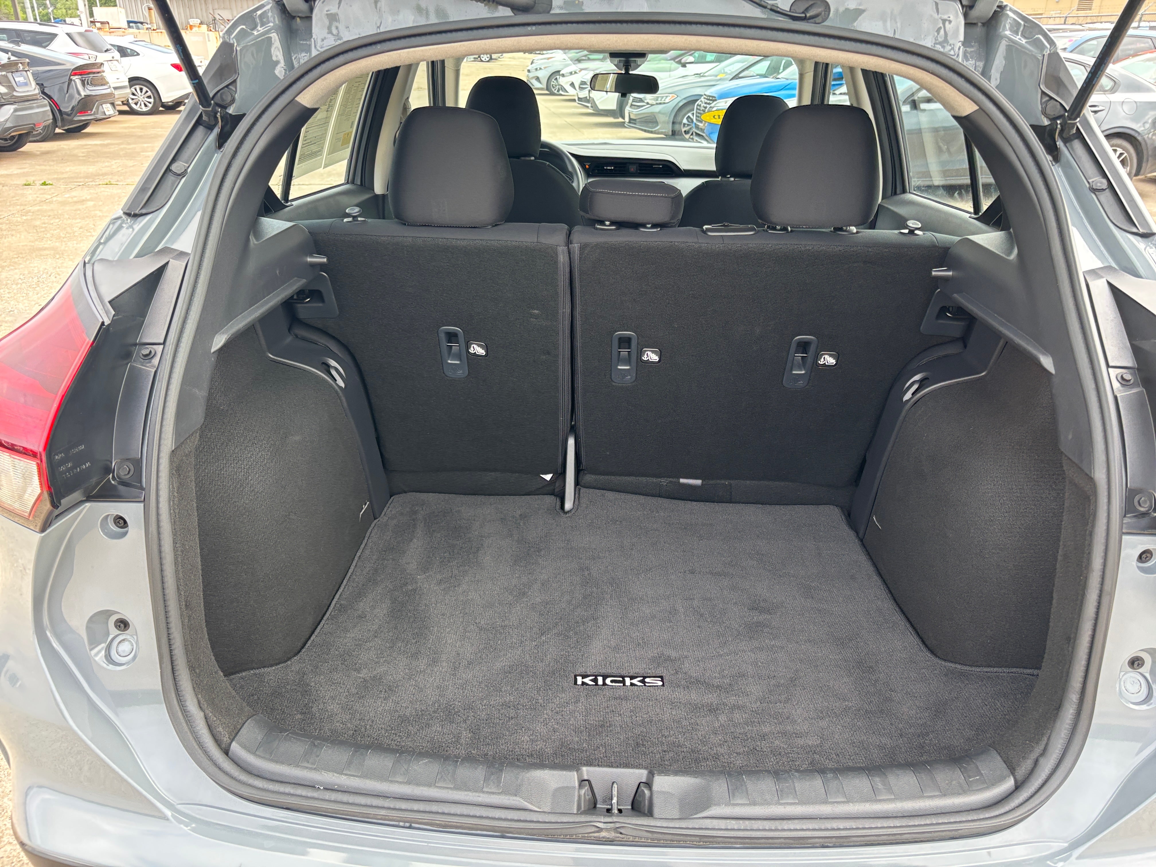 2024 Nissan Kicks SV 6