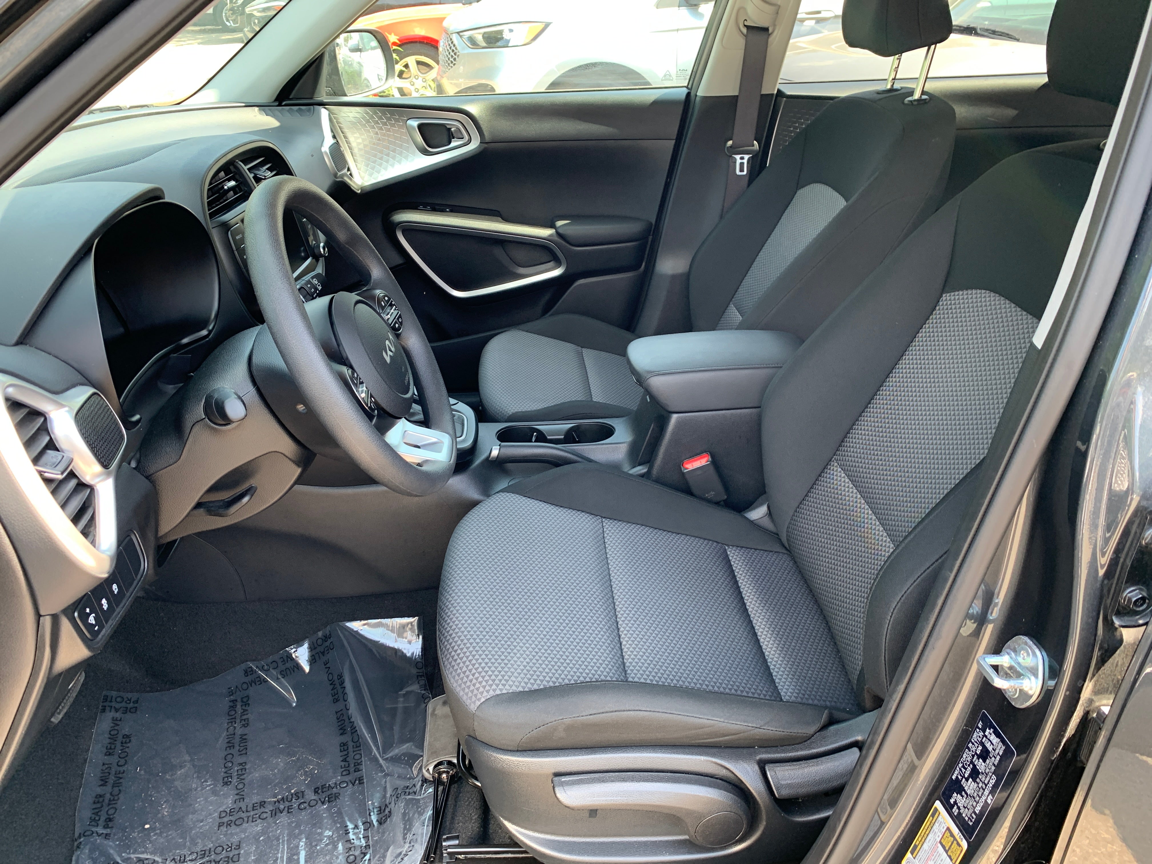 2023 Kia Soul LX 2