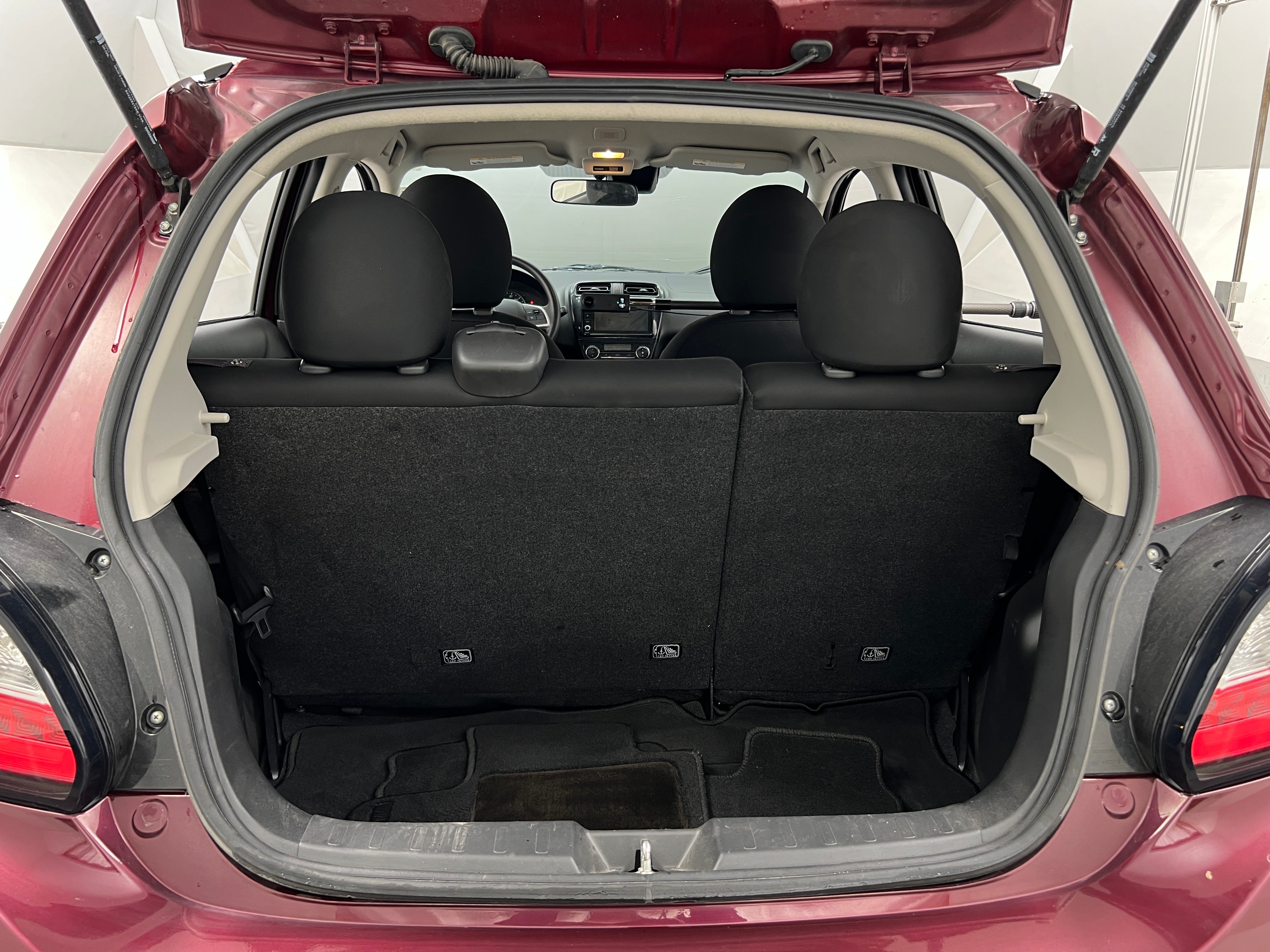 2023 Mitsubishi Mirage ES 7