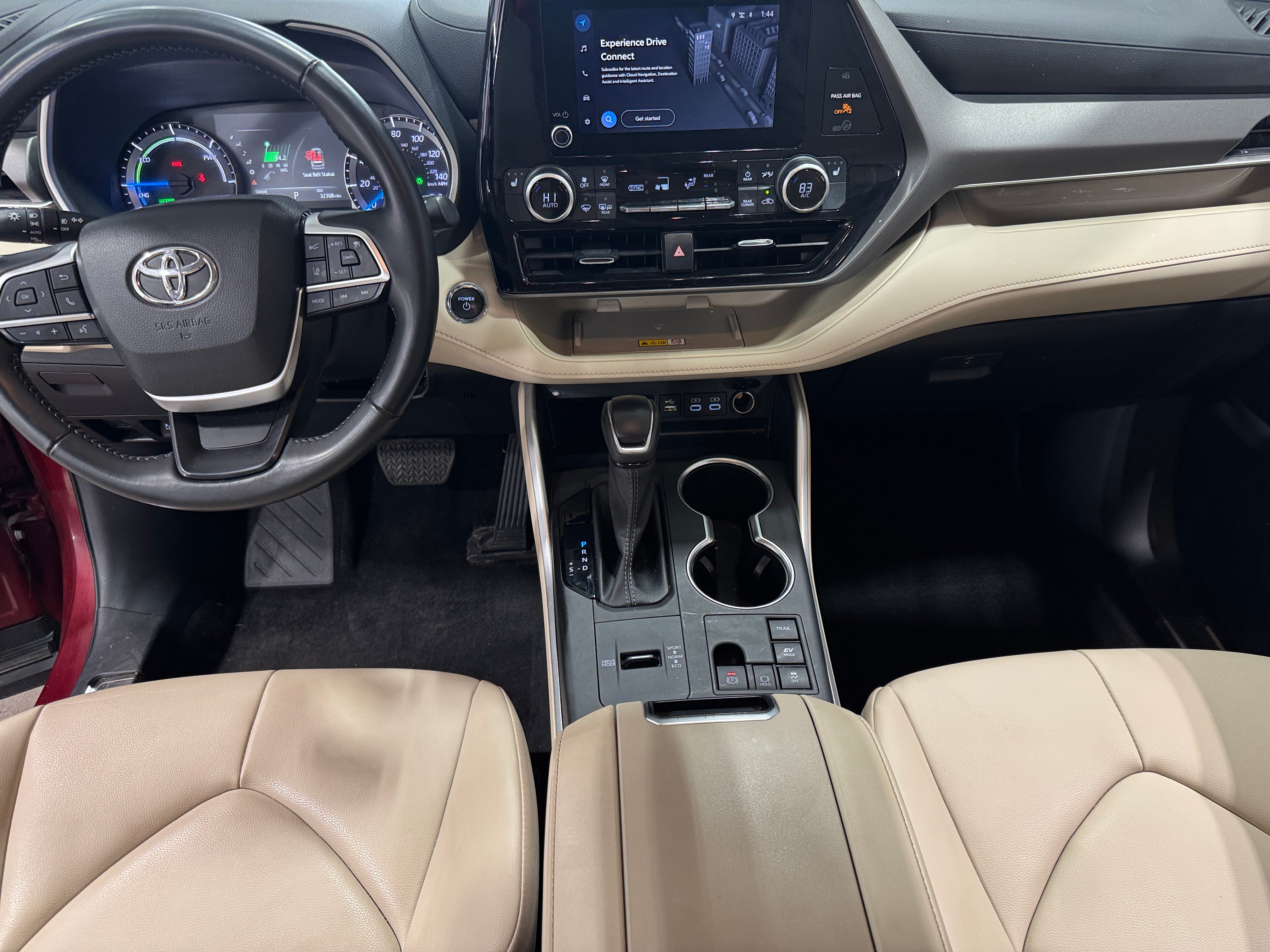2023 Toyota Highlander XLE 2