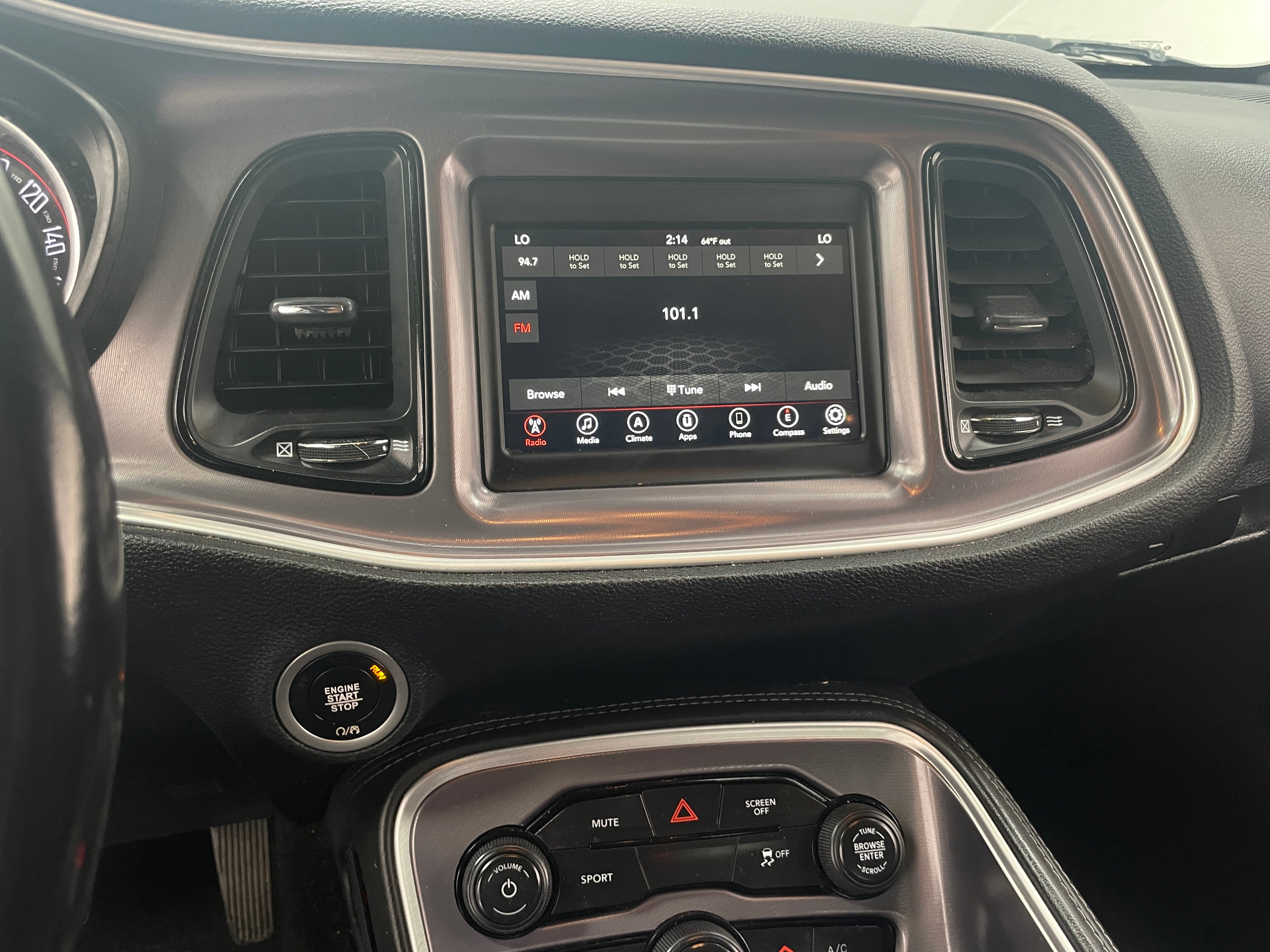 2020 Dodge Challenger SXT 2