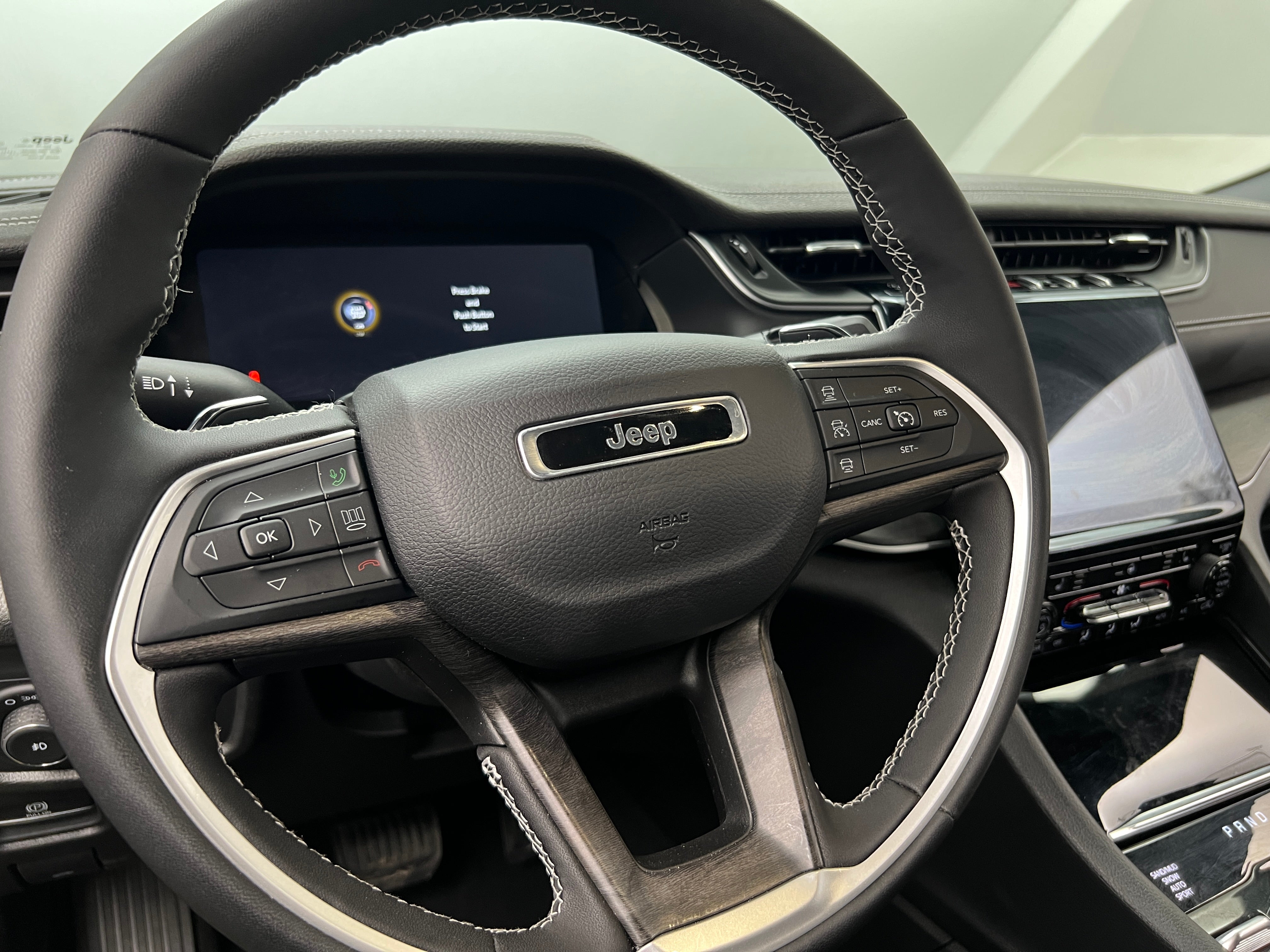 2024 Jeep Grand Cherokee L Limited Edition 4