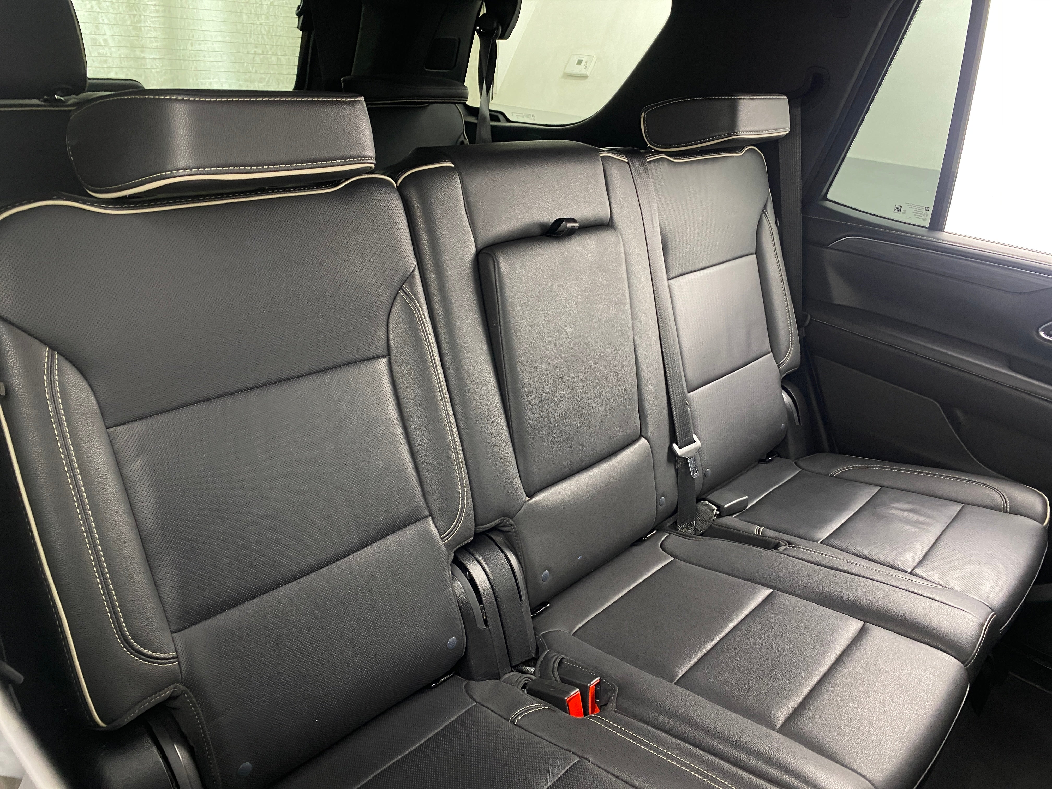 2024 GMC Yukon SLT 5