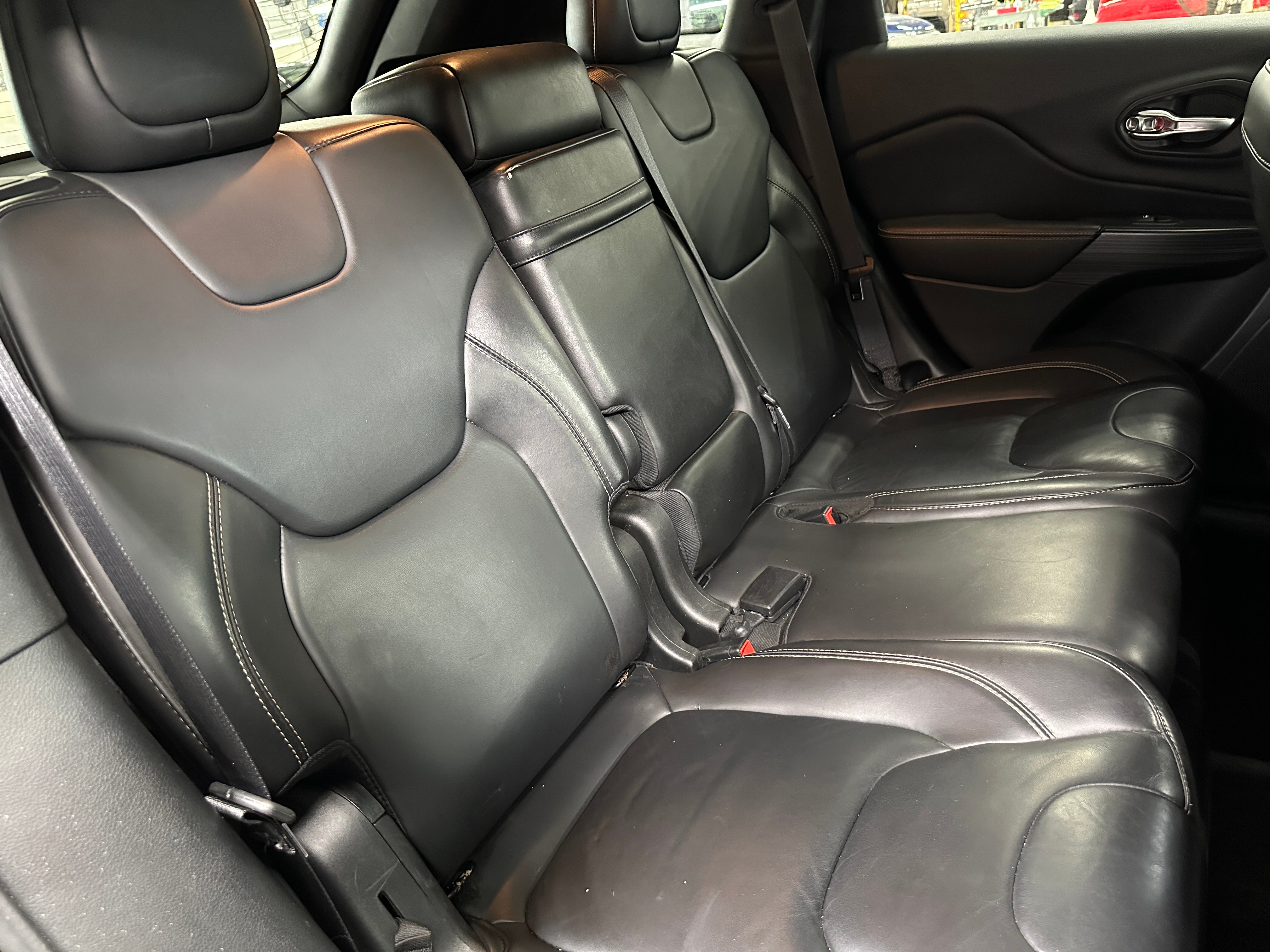 2017 Jeep Cherokee Limited Edition 5