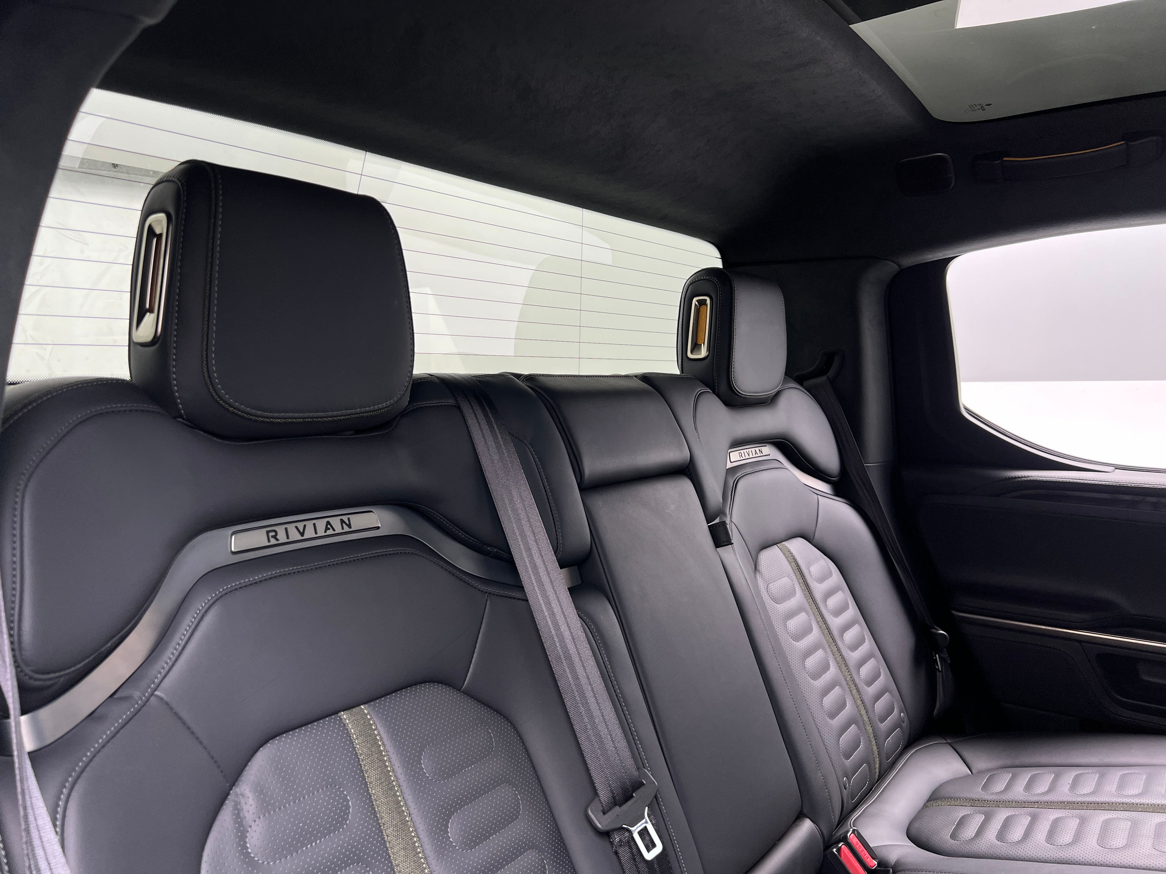 2022 Rivian R1T Launch Edition 5