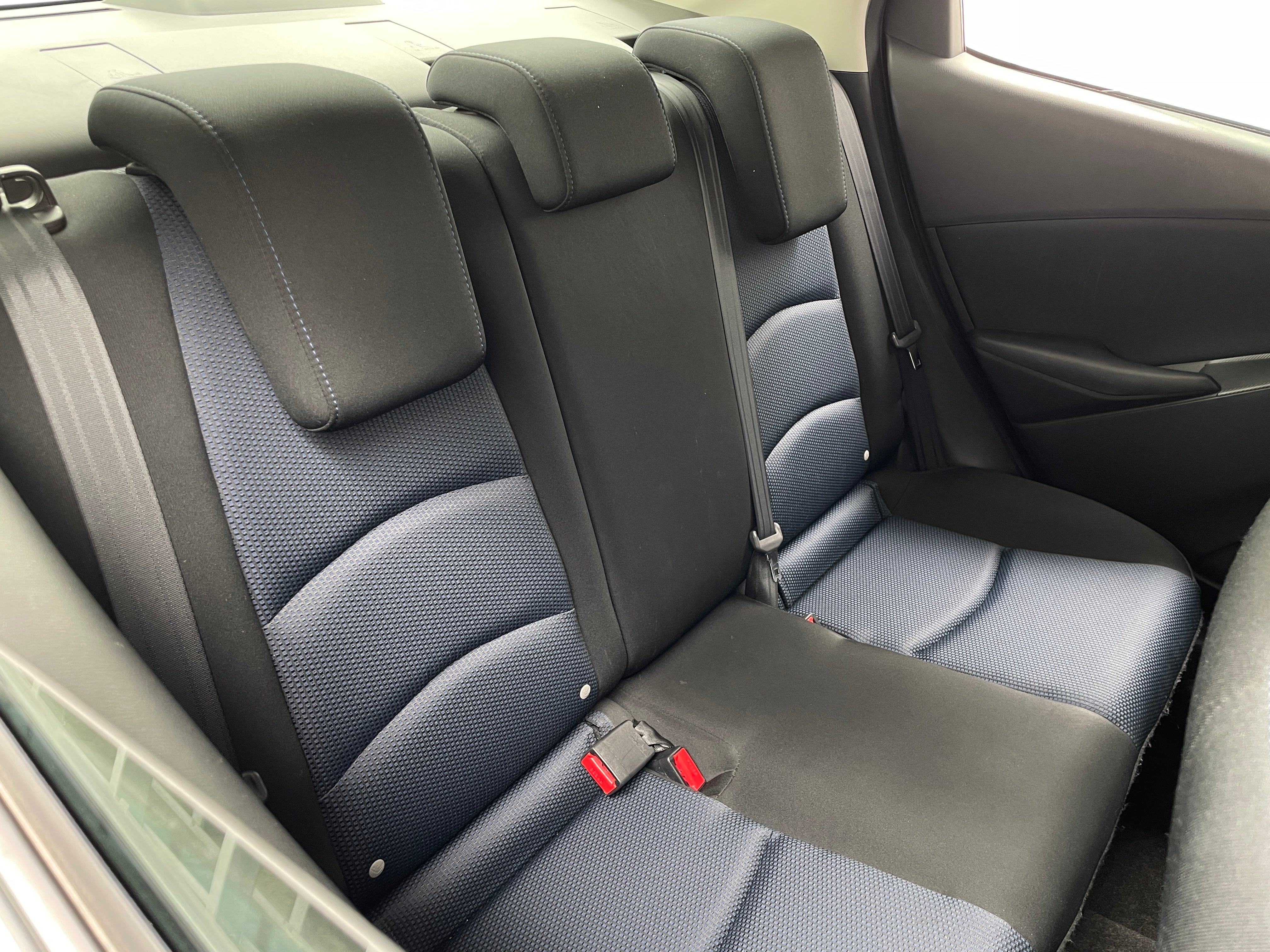 2017 Toyota Yaris iA Base 6