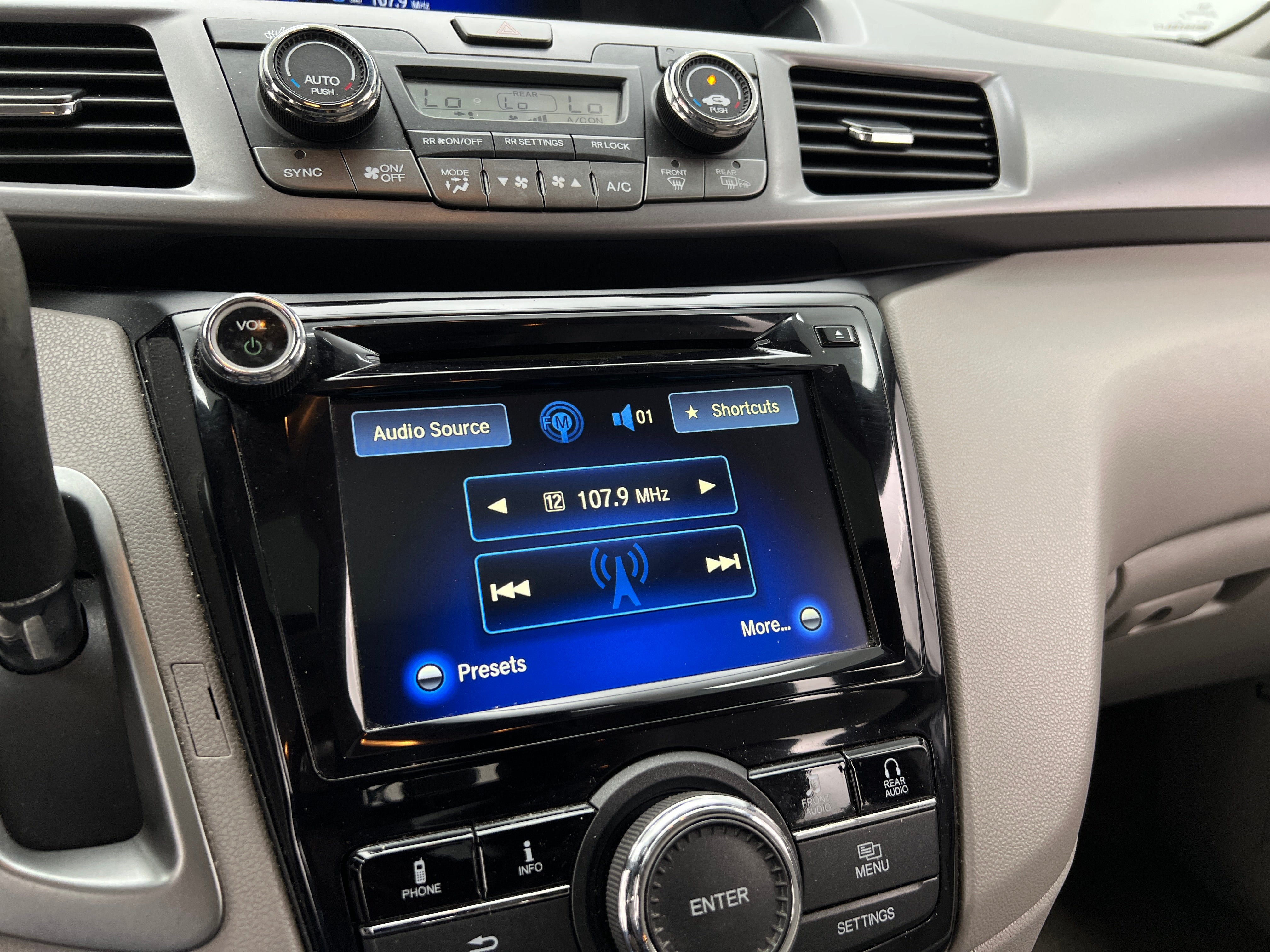 2014 Honda Odyssey EX-L 3