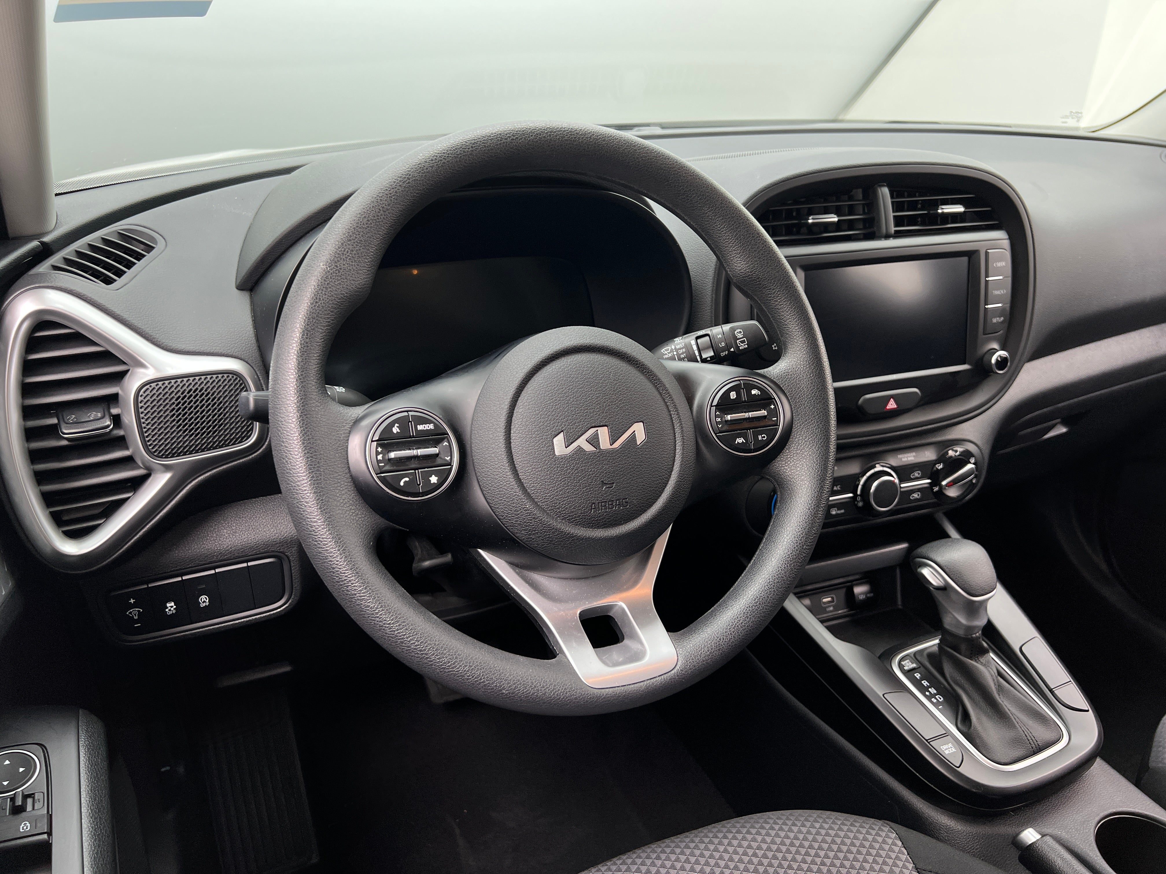 2024 Kia Soul LX 5