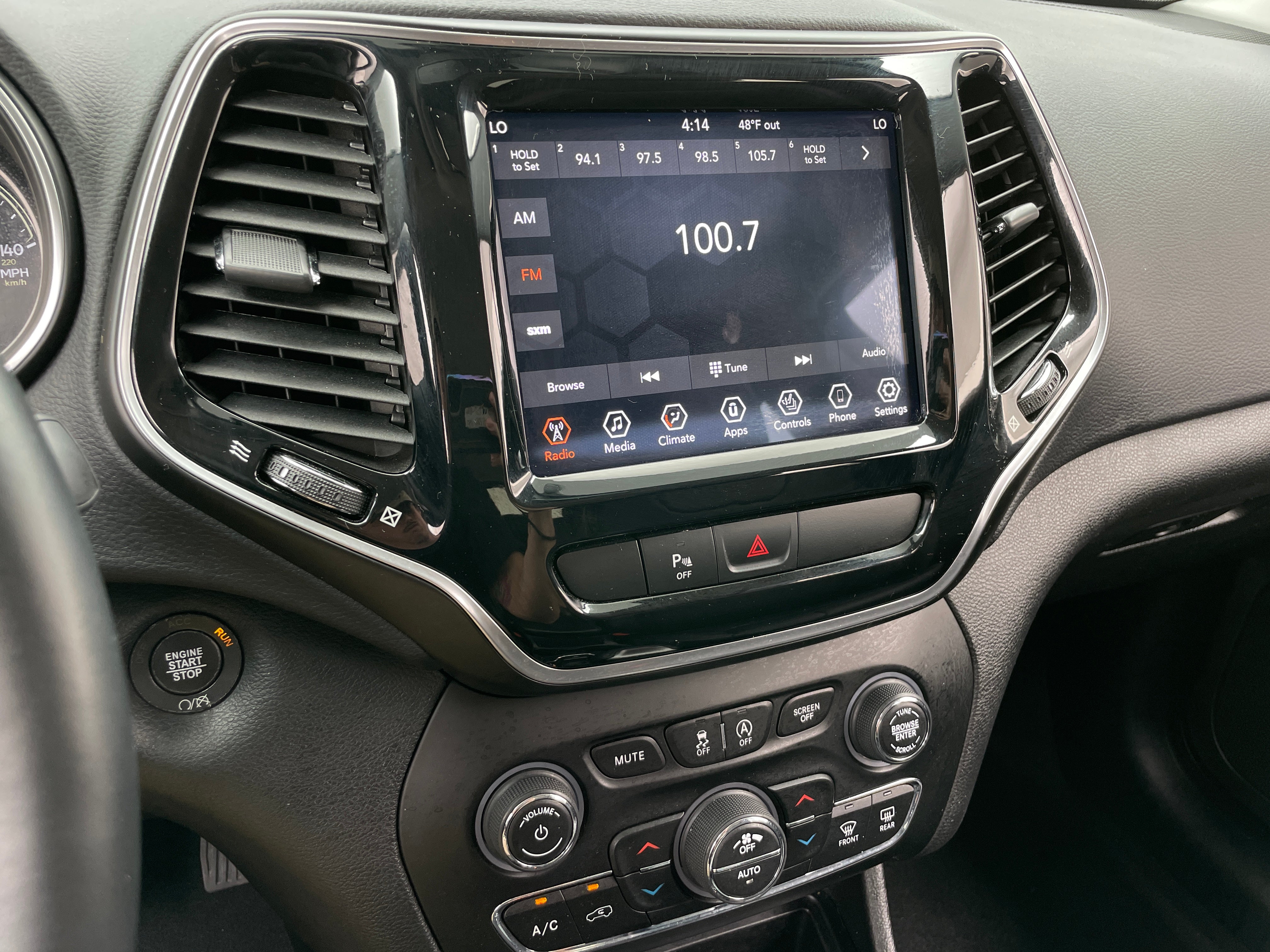 2019 Jeep Cherokee Limited Edition 3