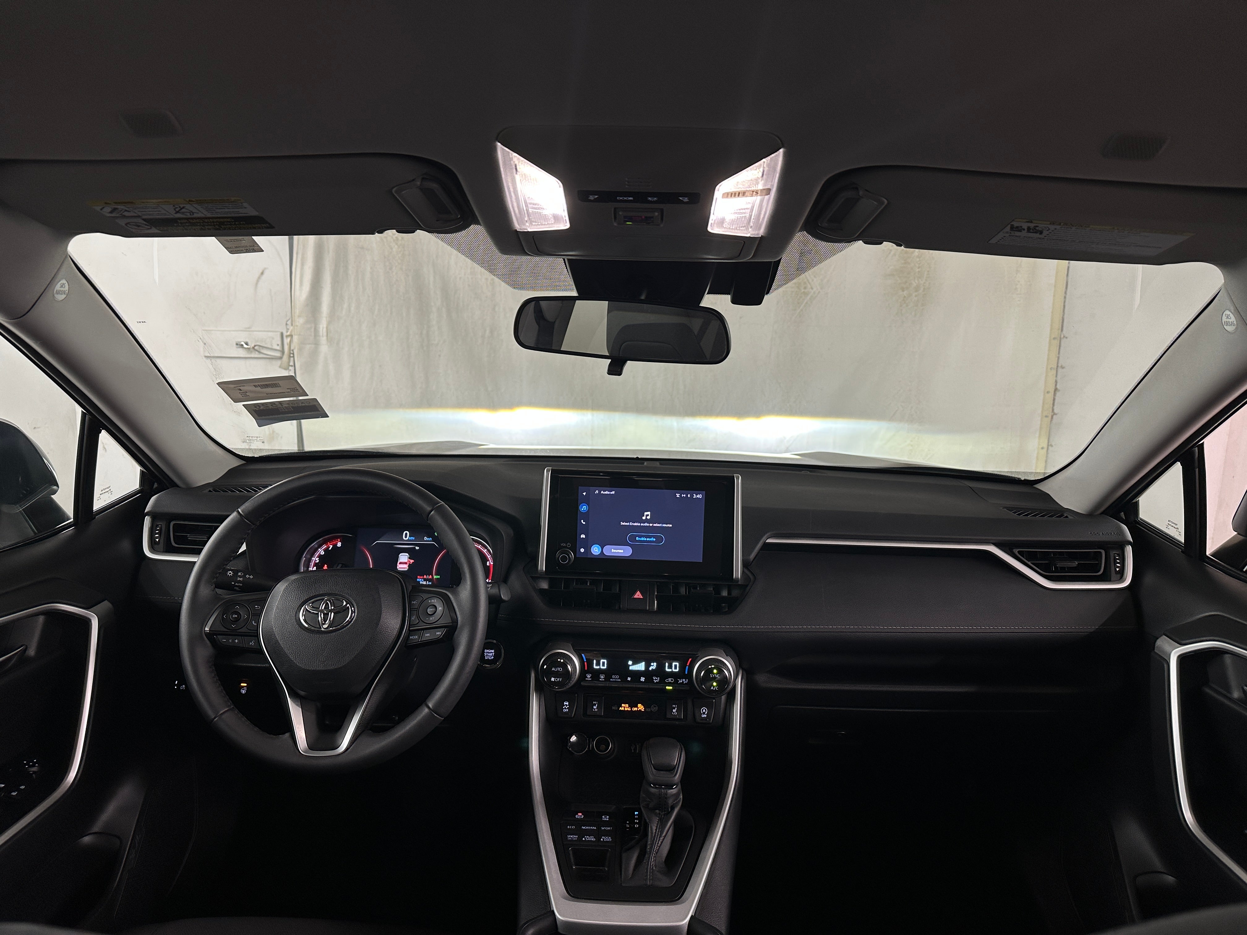 2024 Toyota RAV4 XLE 3