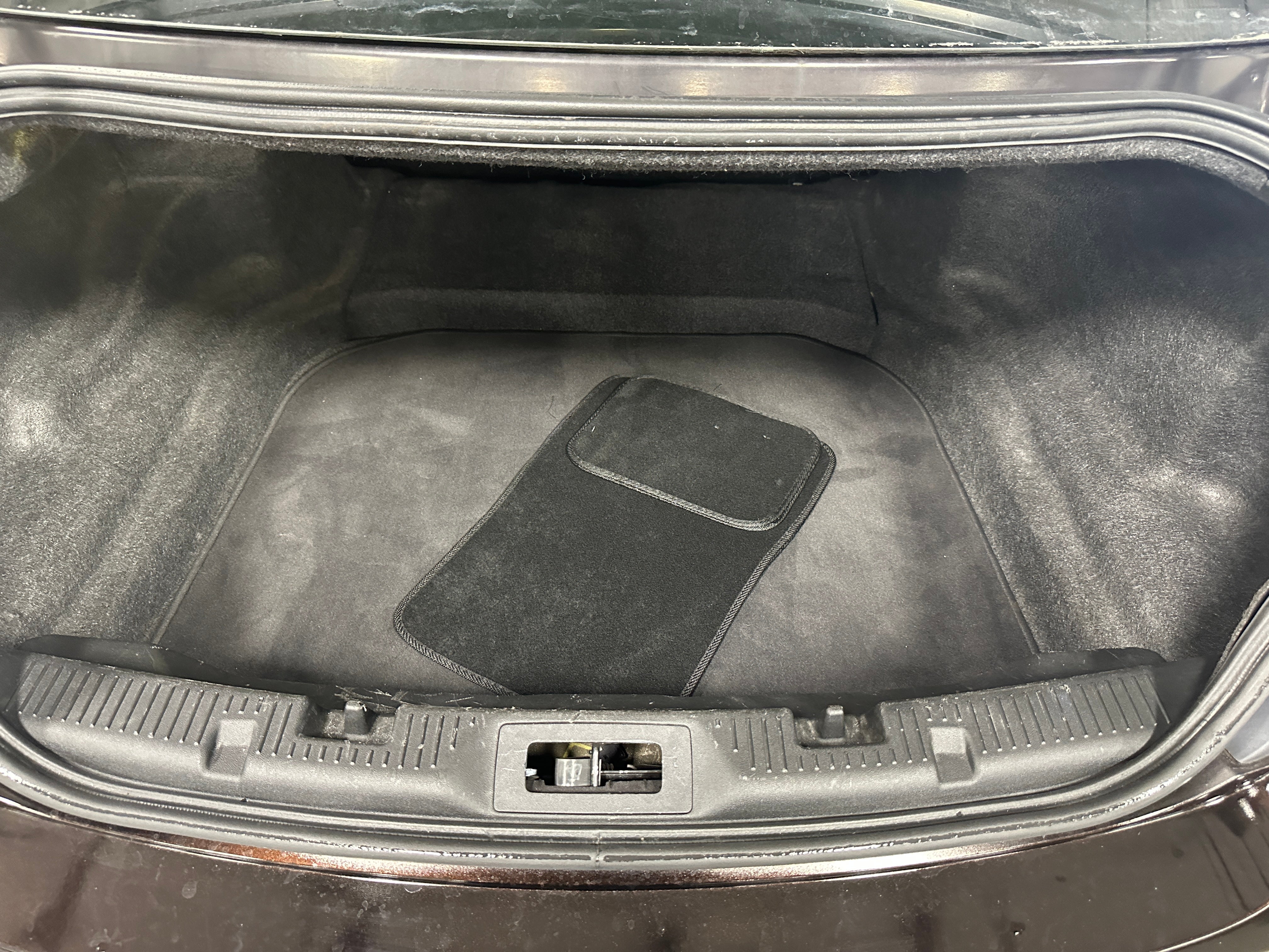 2013 Lincoln MKS  6