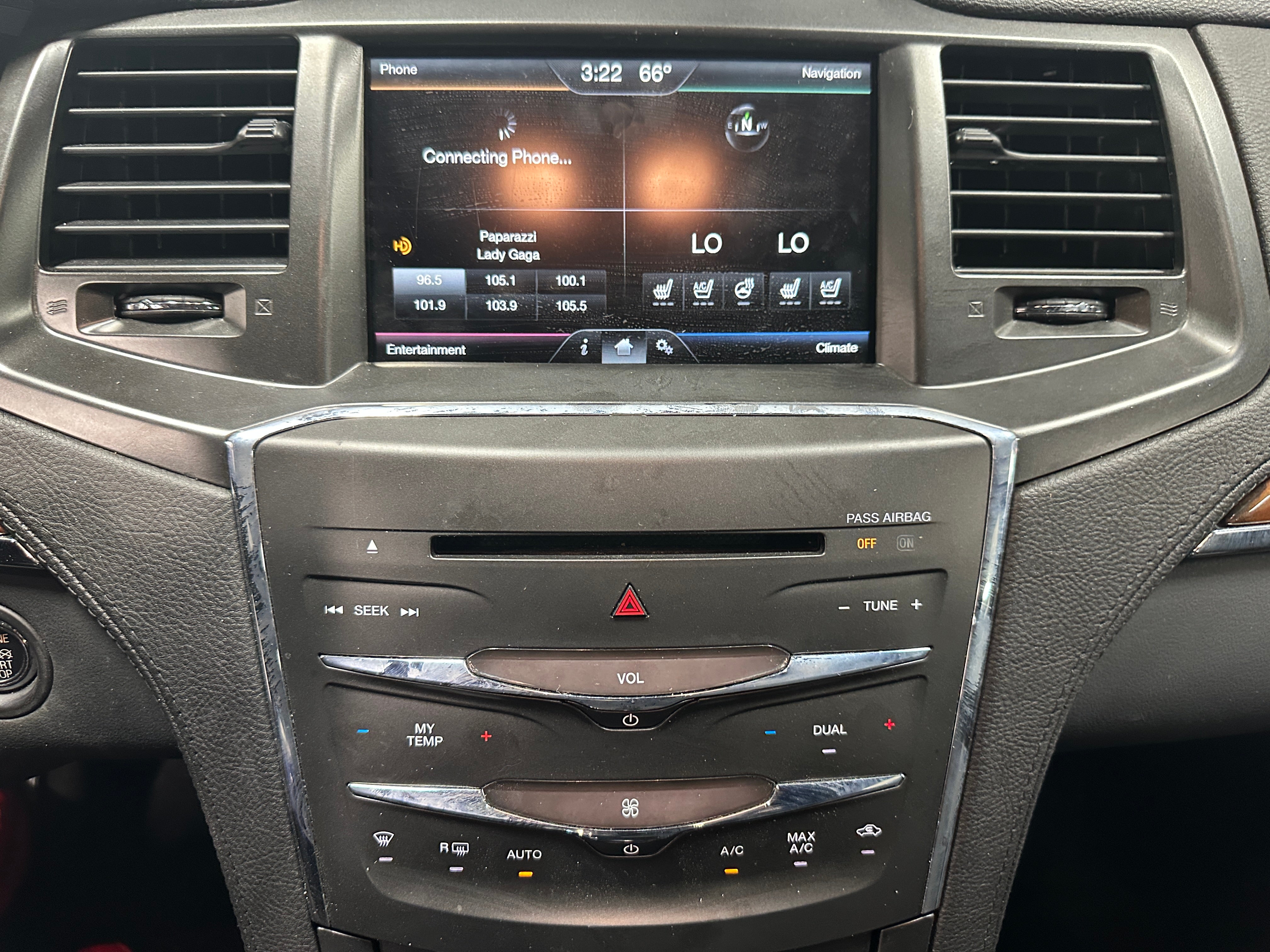 2013 Lincoln MKS  3