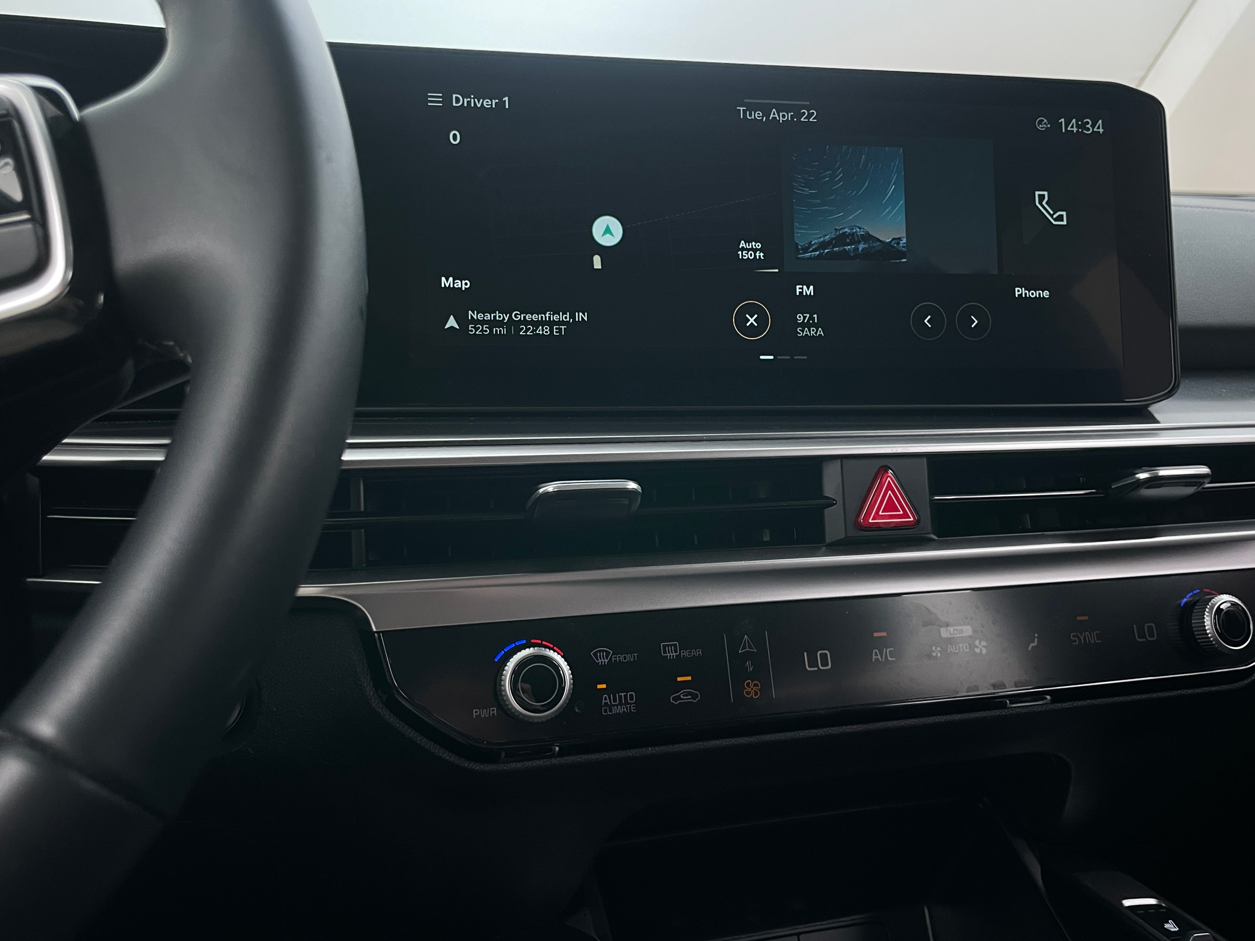 2024 Kia Sorento S 3