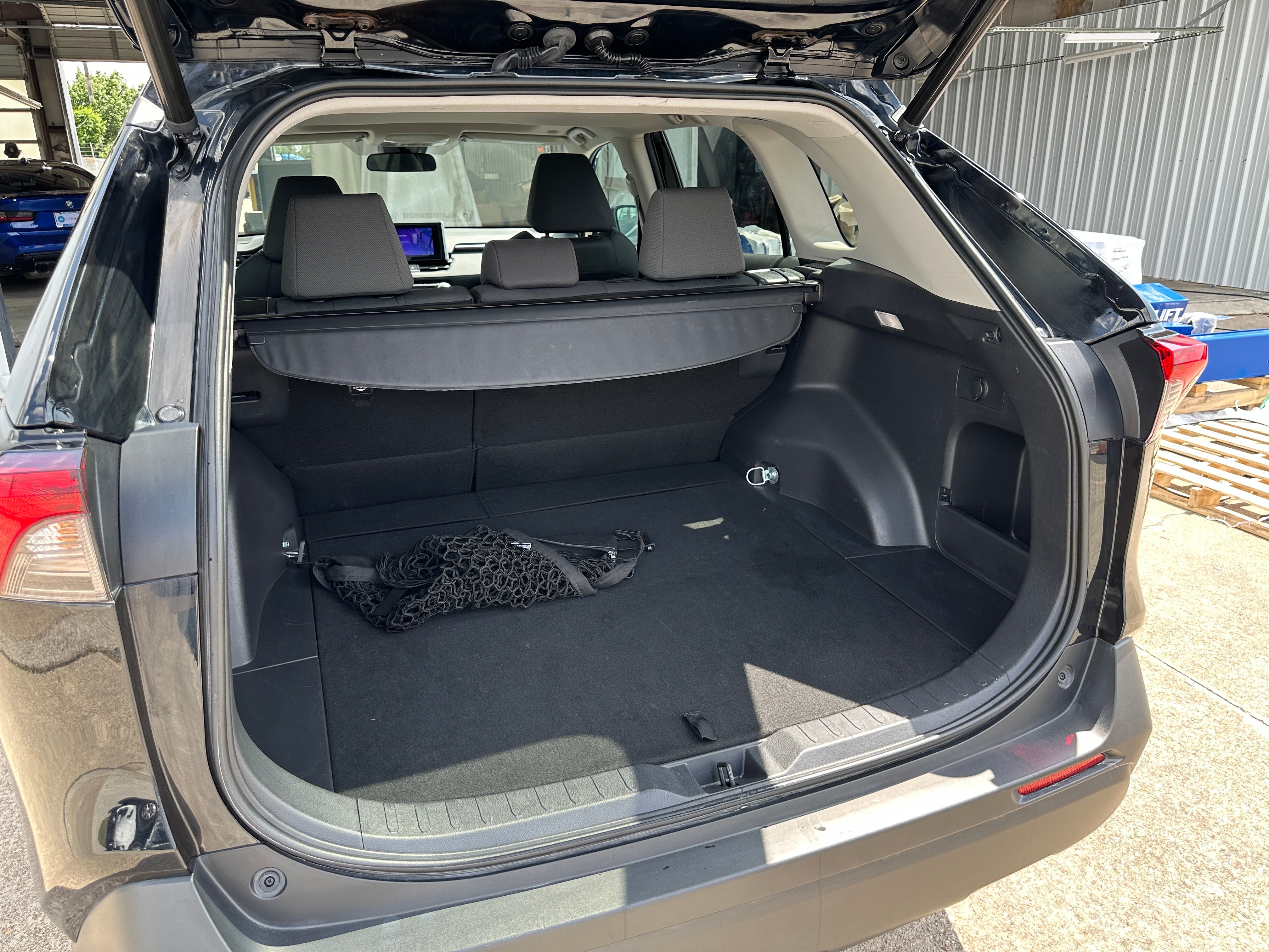 2023 Toyota RAV4 XLE 7