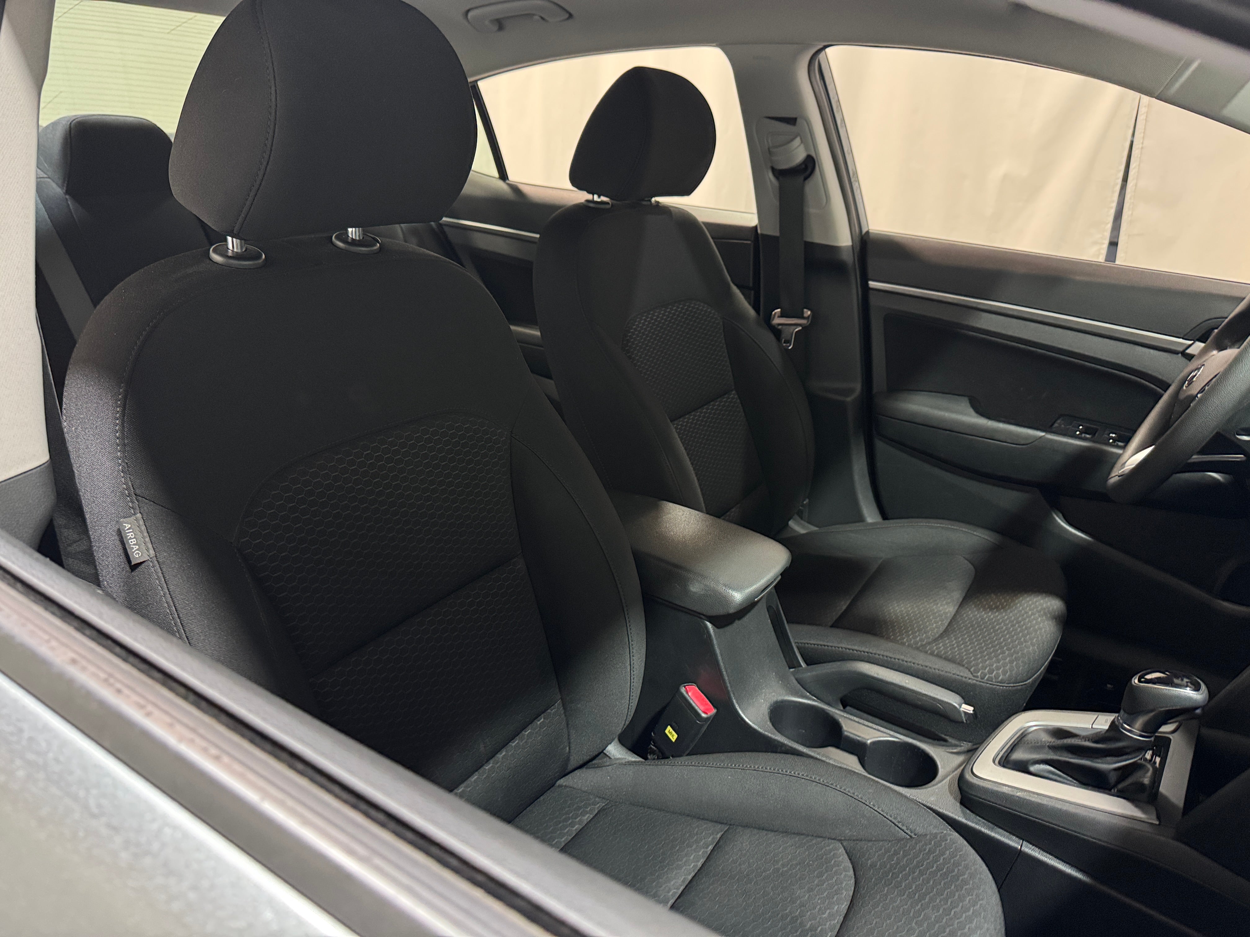 2019 Hyundai Elantra SEL 2