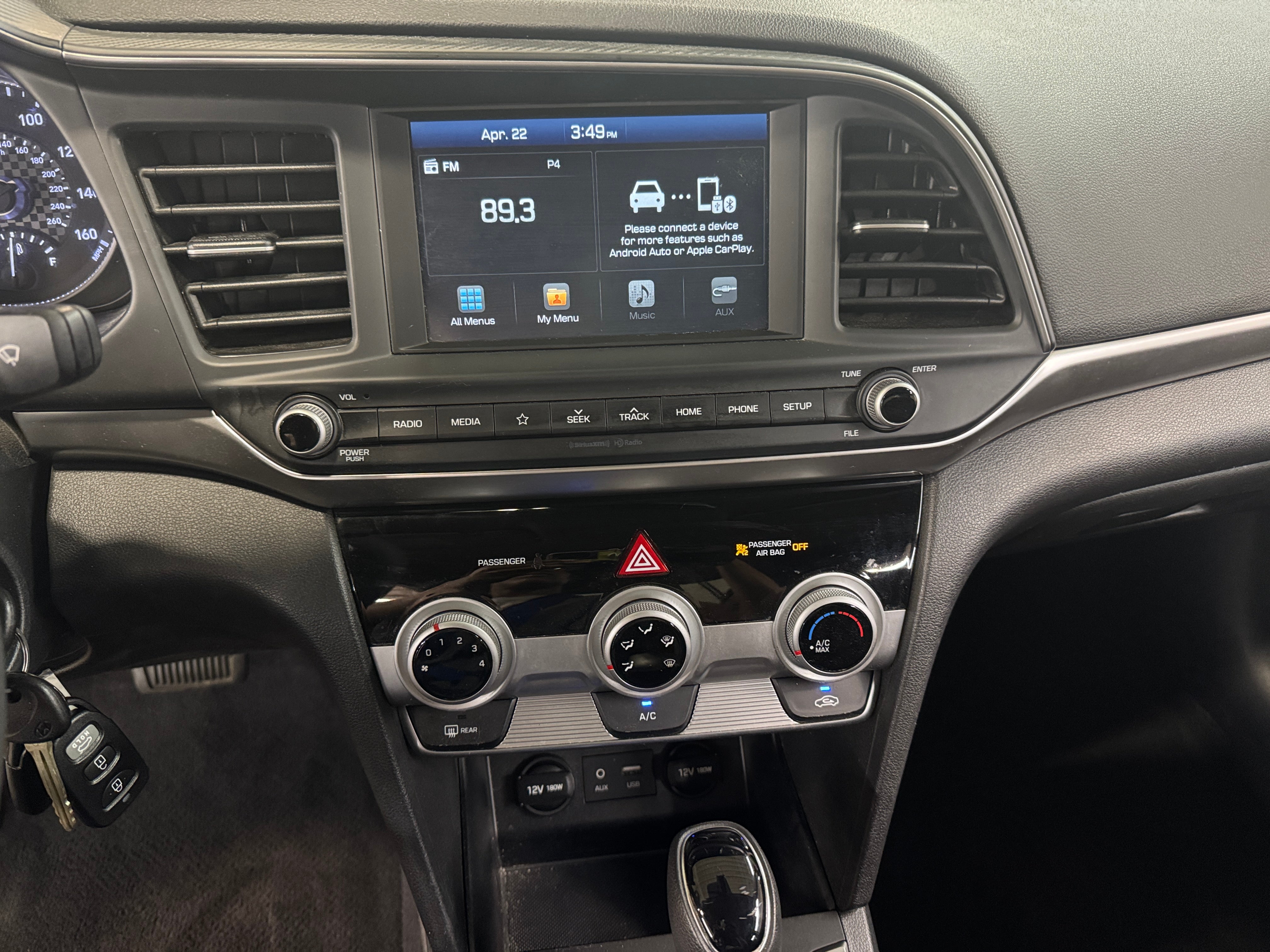 2019 Hyundai Elantra SEL 4