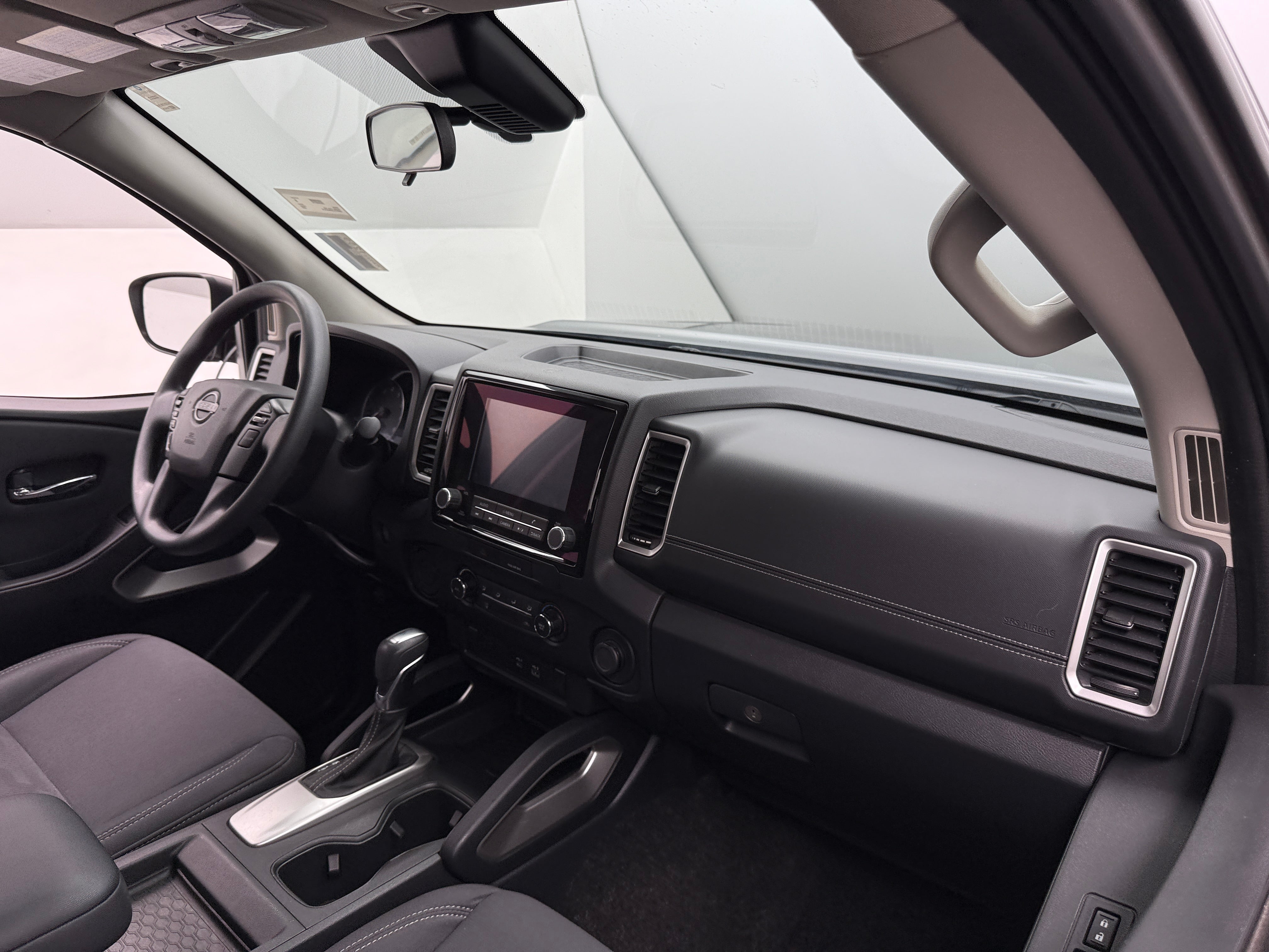 2022 Nissan Frontier SV 3