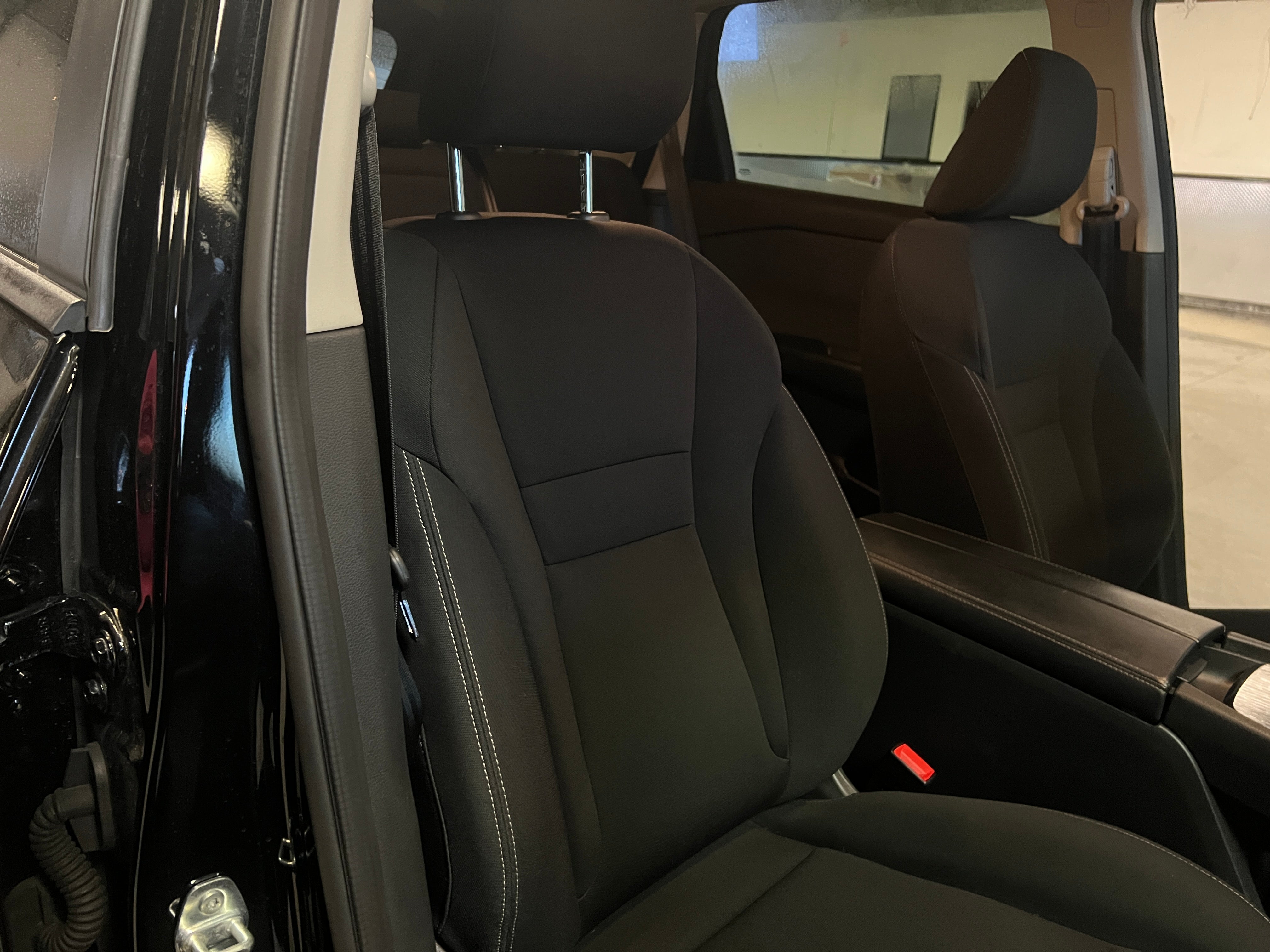 2023 Nissan Rogue S 2