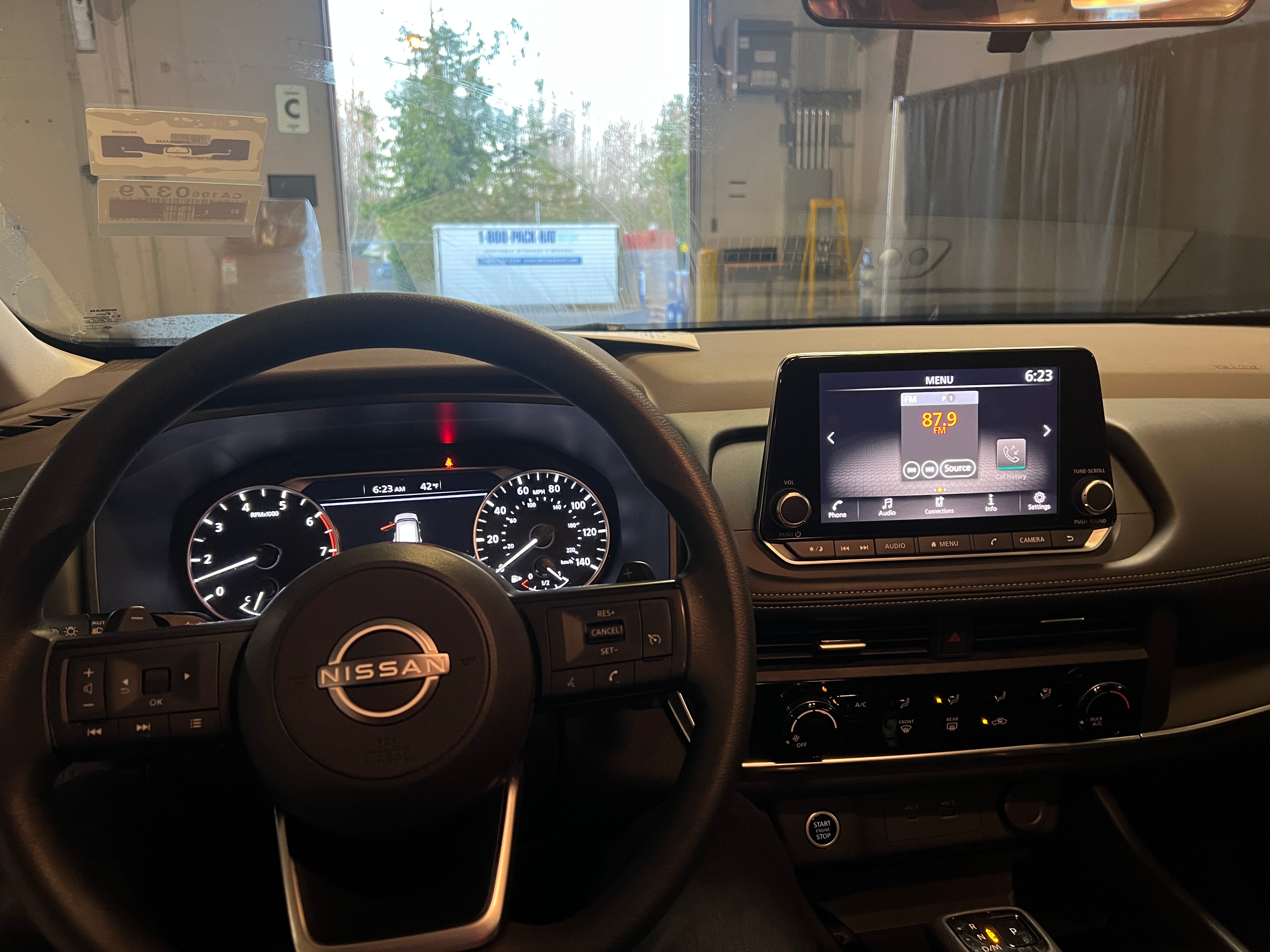 2023 Nissan Rogue S 3