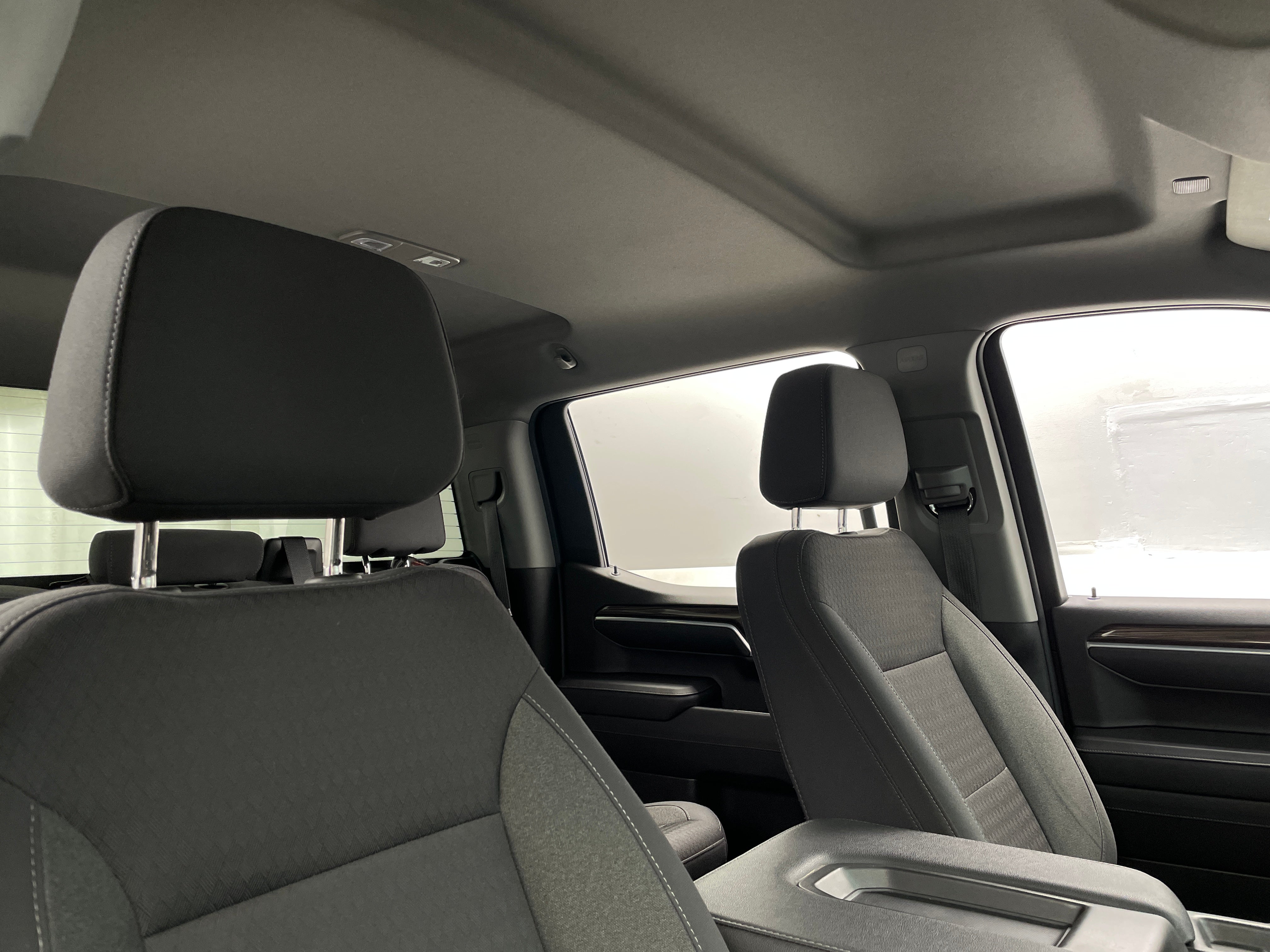2022 Chevrolet Silverado 1500 LT 2