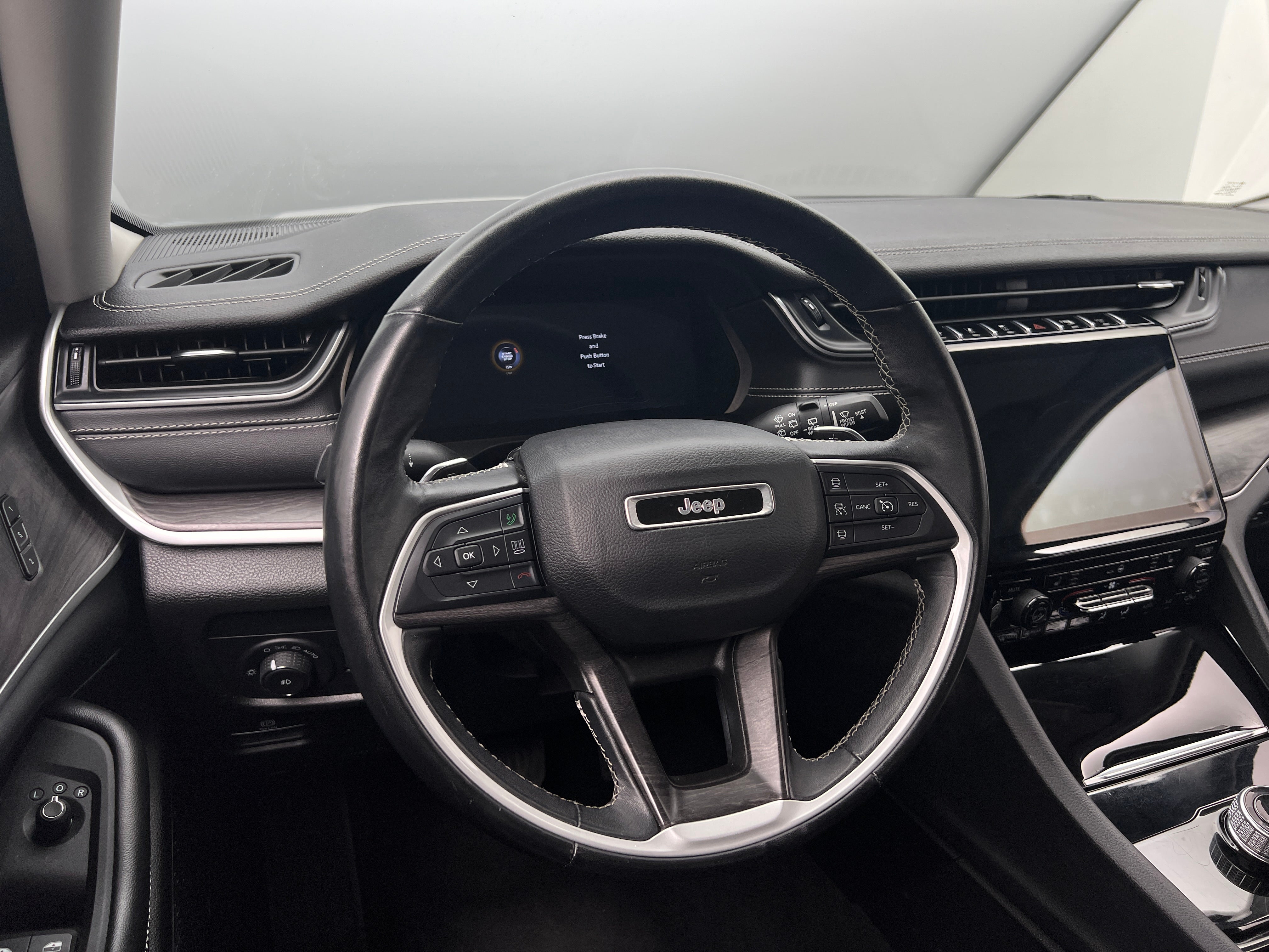 2022 Jeep Grand Cherokee L Limited Edition 4