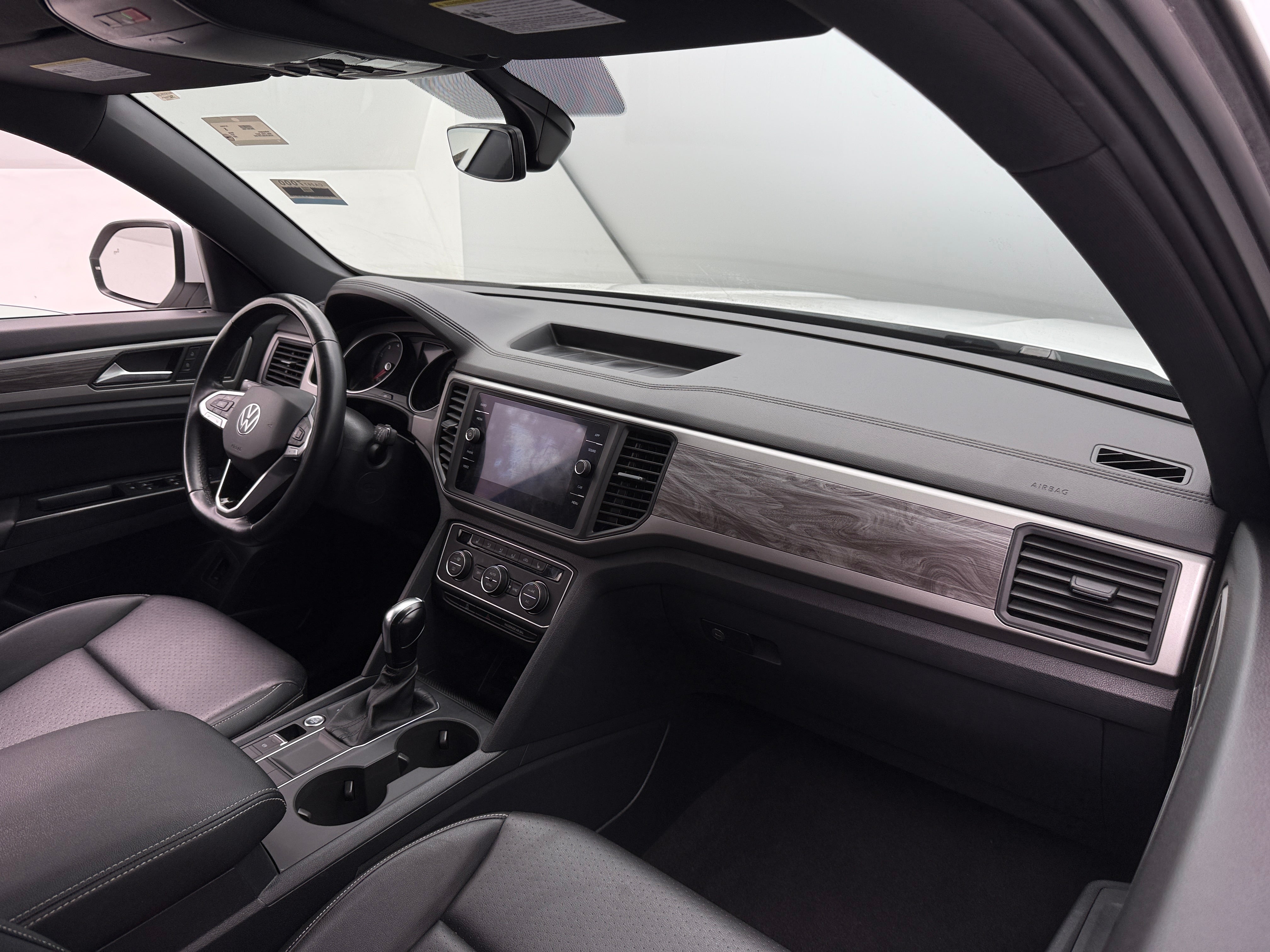 2020 Volkswagen Atlas SE 2