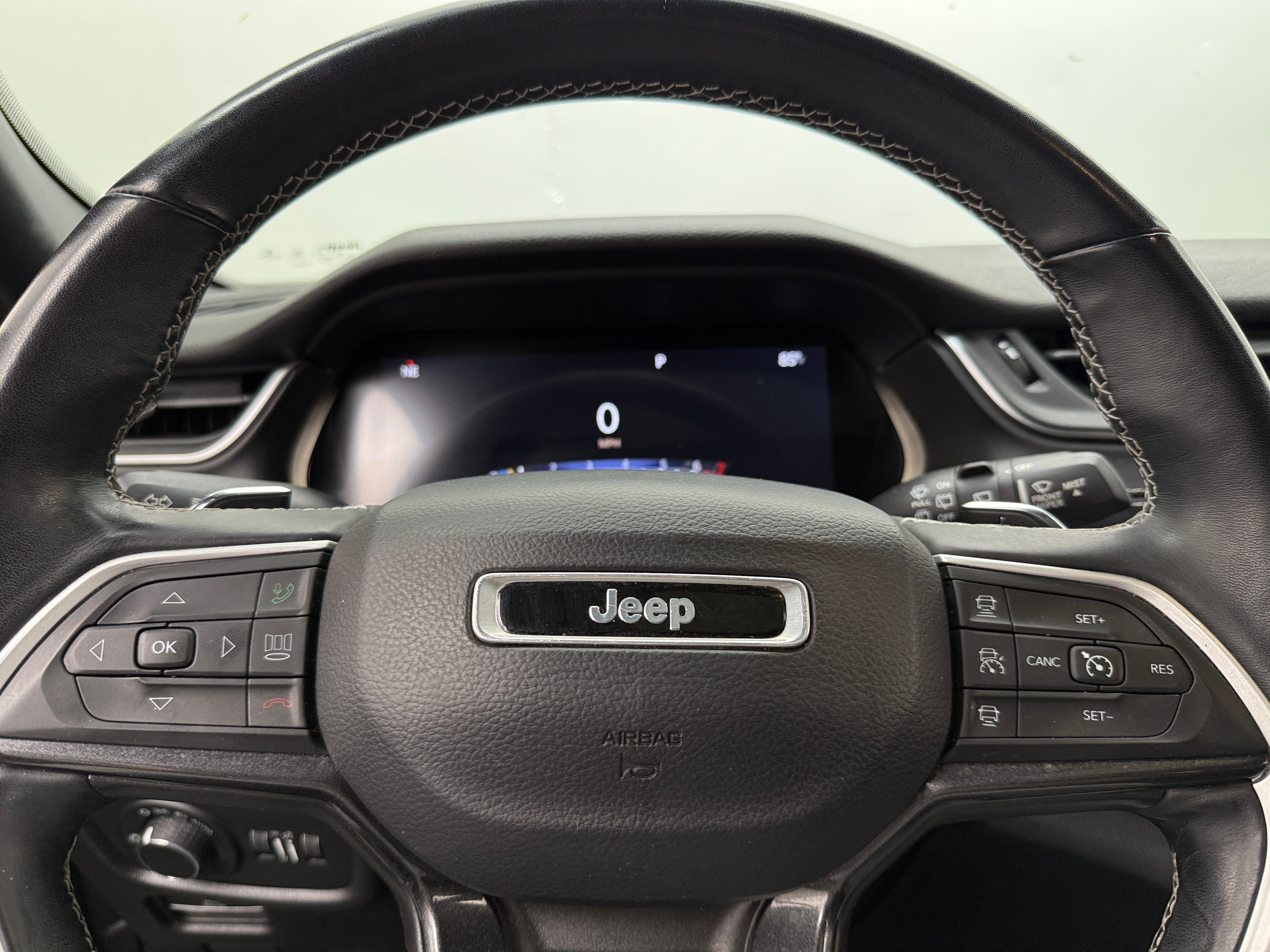 2022 Jeep Grand Cherokee L Altitude 4
